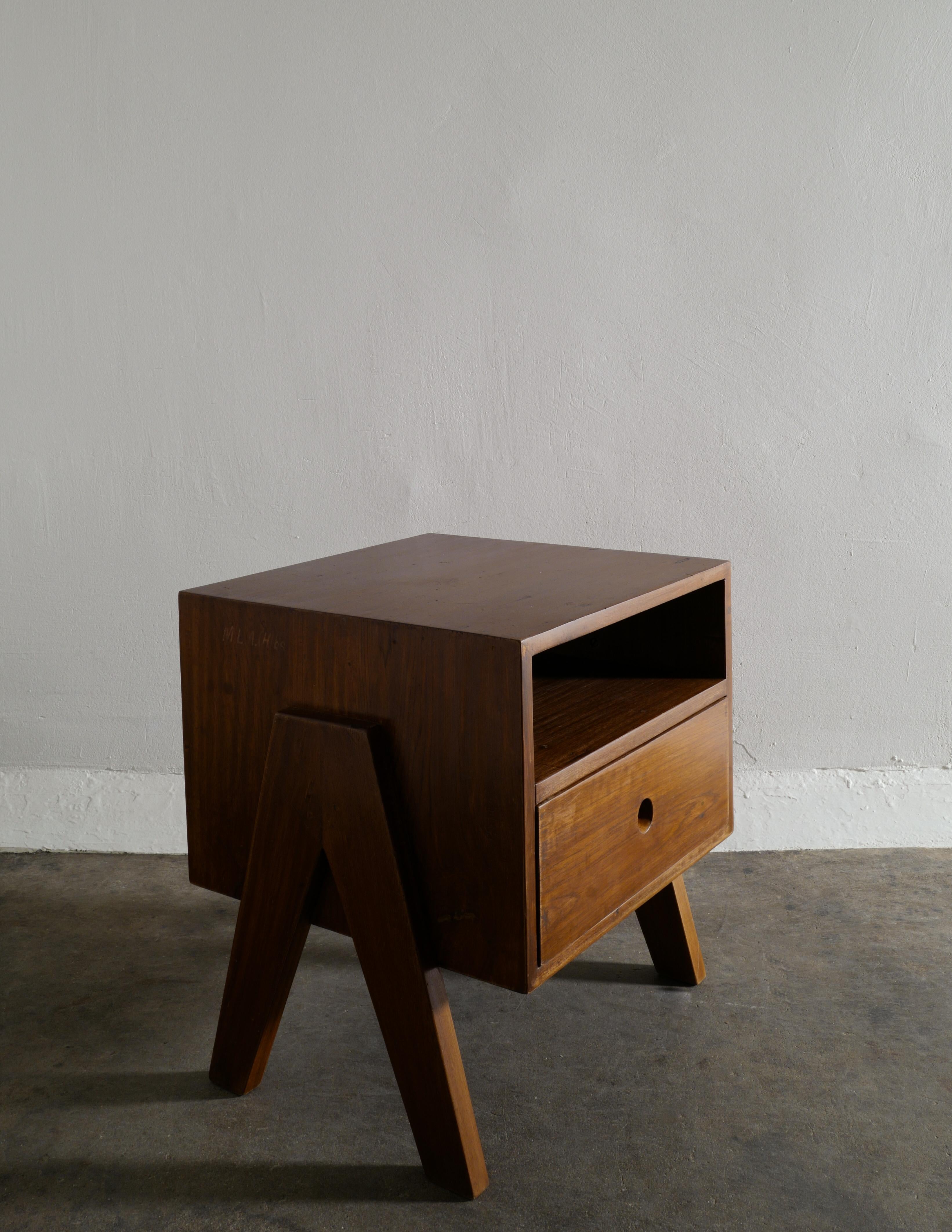 Pierre Jeanneret Mid Century Bed Tables Night Stand Produced for Chandigarh 1950 In Good Condition In Stockholm, SE