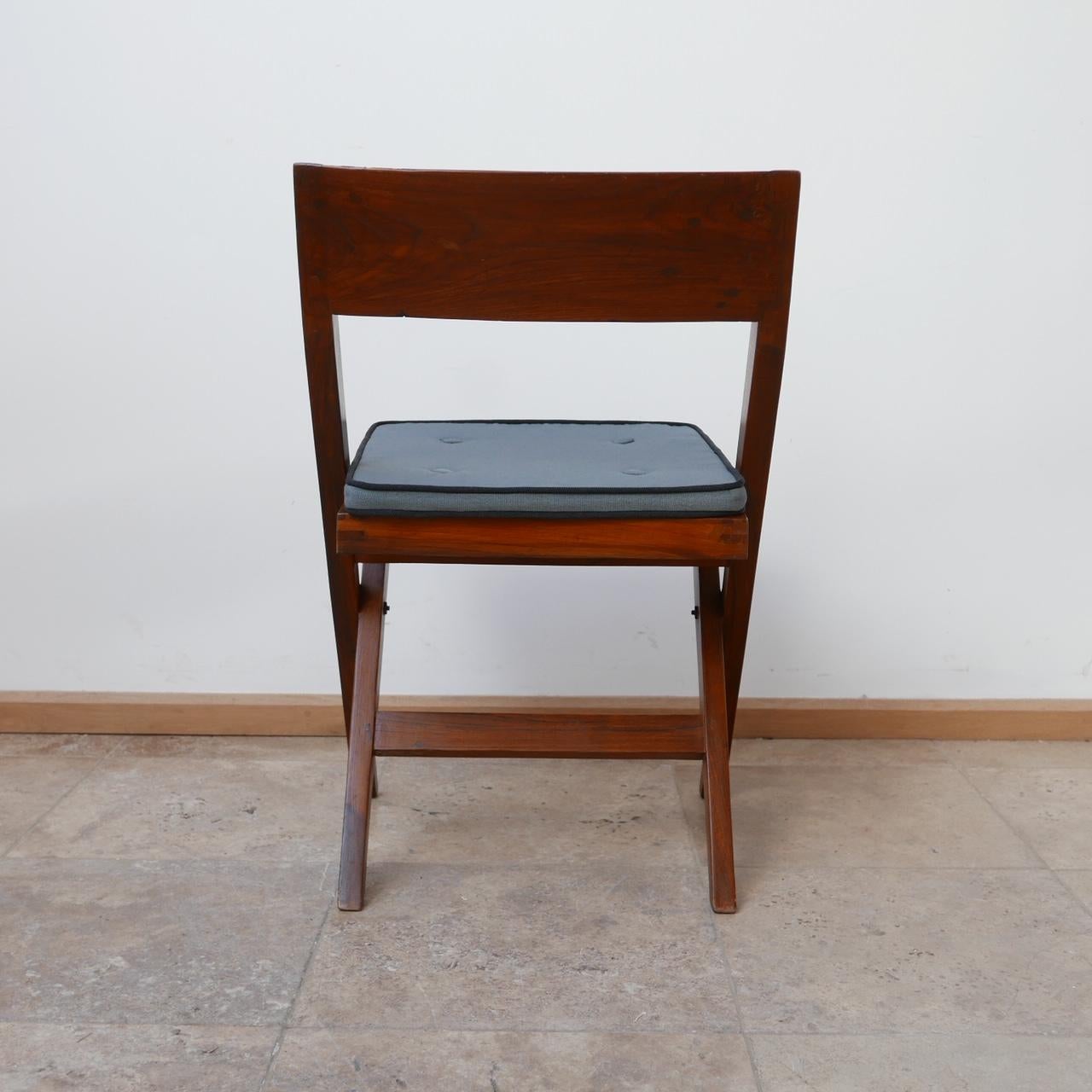 Pierre Jeanneret Bibliotheks-Esszimmerstühle aus der Jahrhundertmitte '4' im Angebot 10