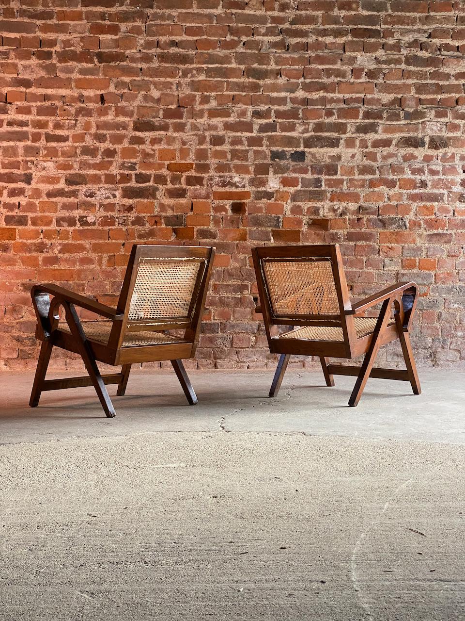 Pierre Jeanneret Lounge Armchairs *OFFICIAL CERTIFICATE BY JACQUES DWORCZAK*  In Good Condition For Sale In Longdon, Tewkesbury