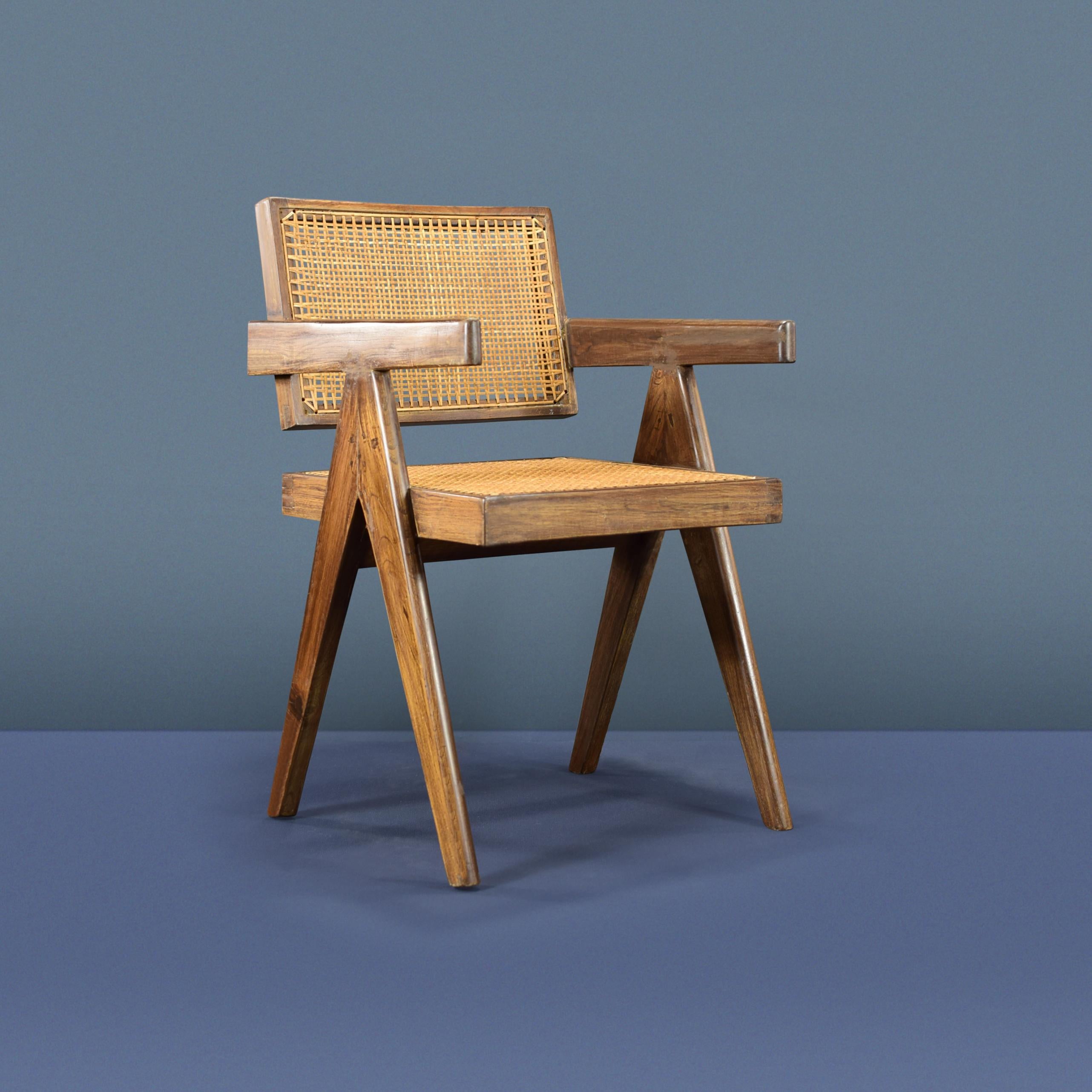 Chaise de bureau en rotin authentique Pierre Jeanneret, mi-siècle moderne PJ-SI-28-A en vente 1