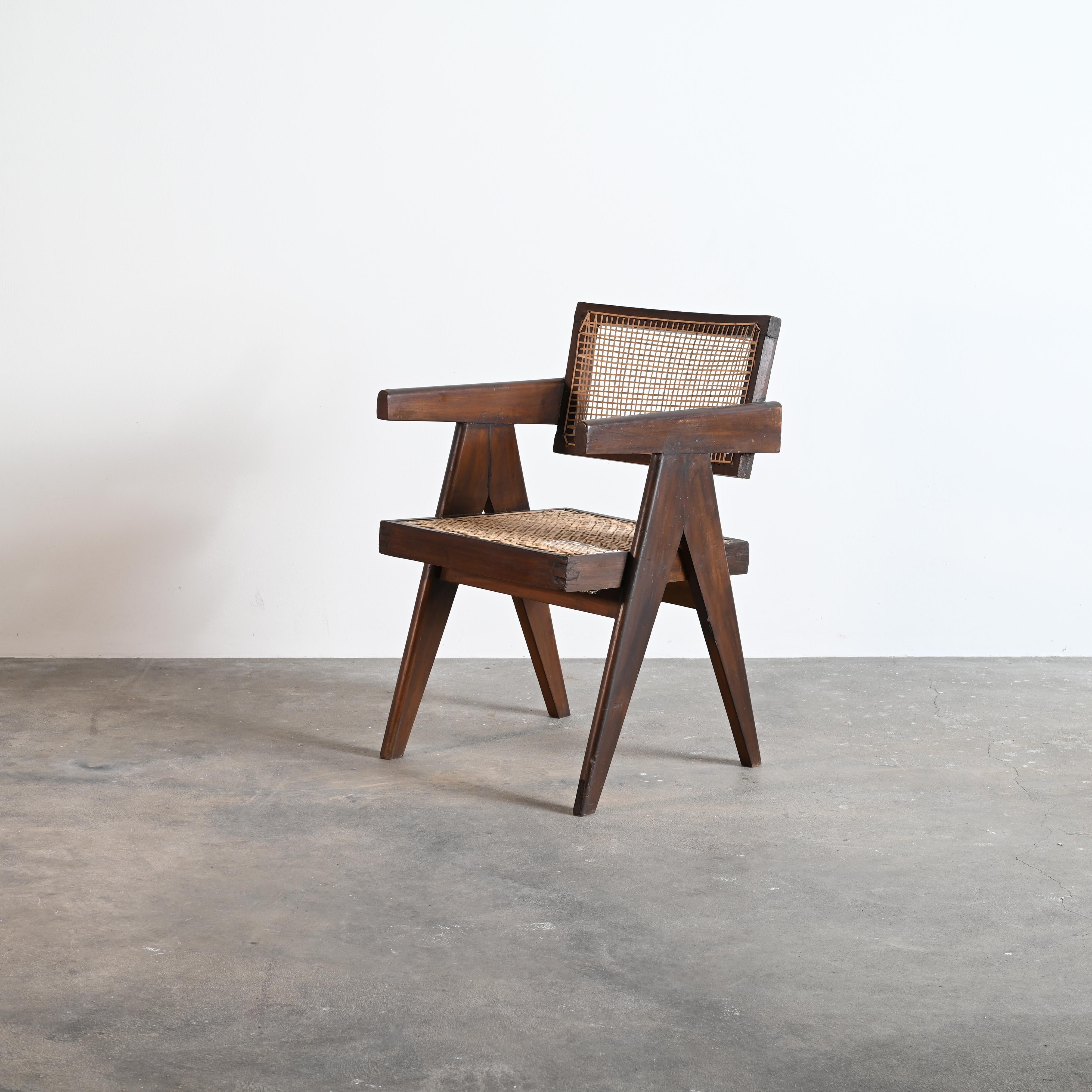 Pierre Jeanneret Bürostuhl aus Schilfrohr, authentisch, Mid-Century Modern, PJ-SI-28-A im Angebot 1
