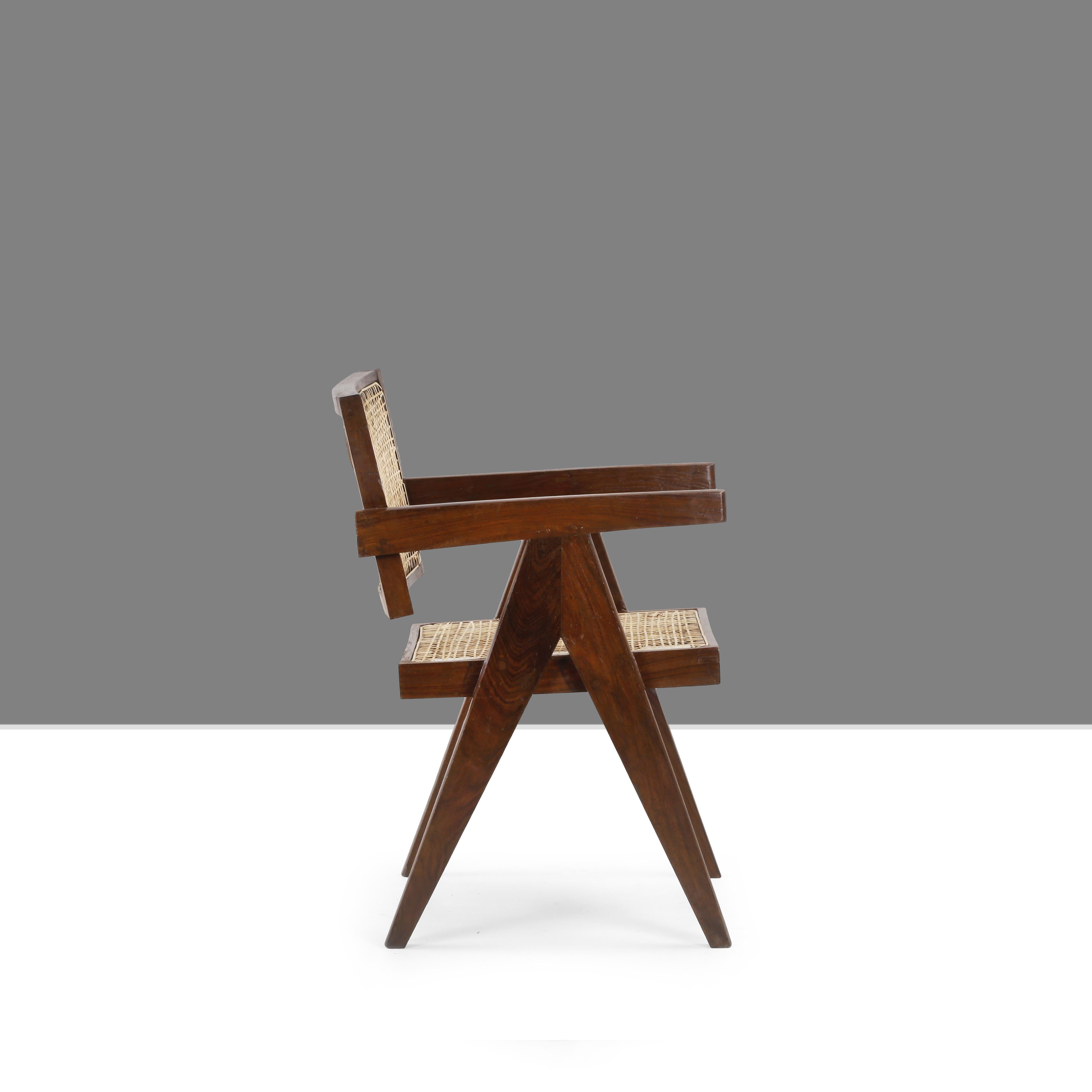 Pierre Jeanneret Büroschilfrohrstuhl PJ-SI-28-A 'Authentisch' (Moderne der Mitte des Jahrhunderts) im Angebot