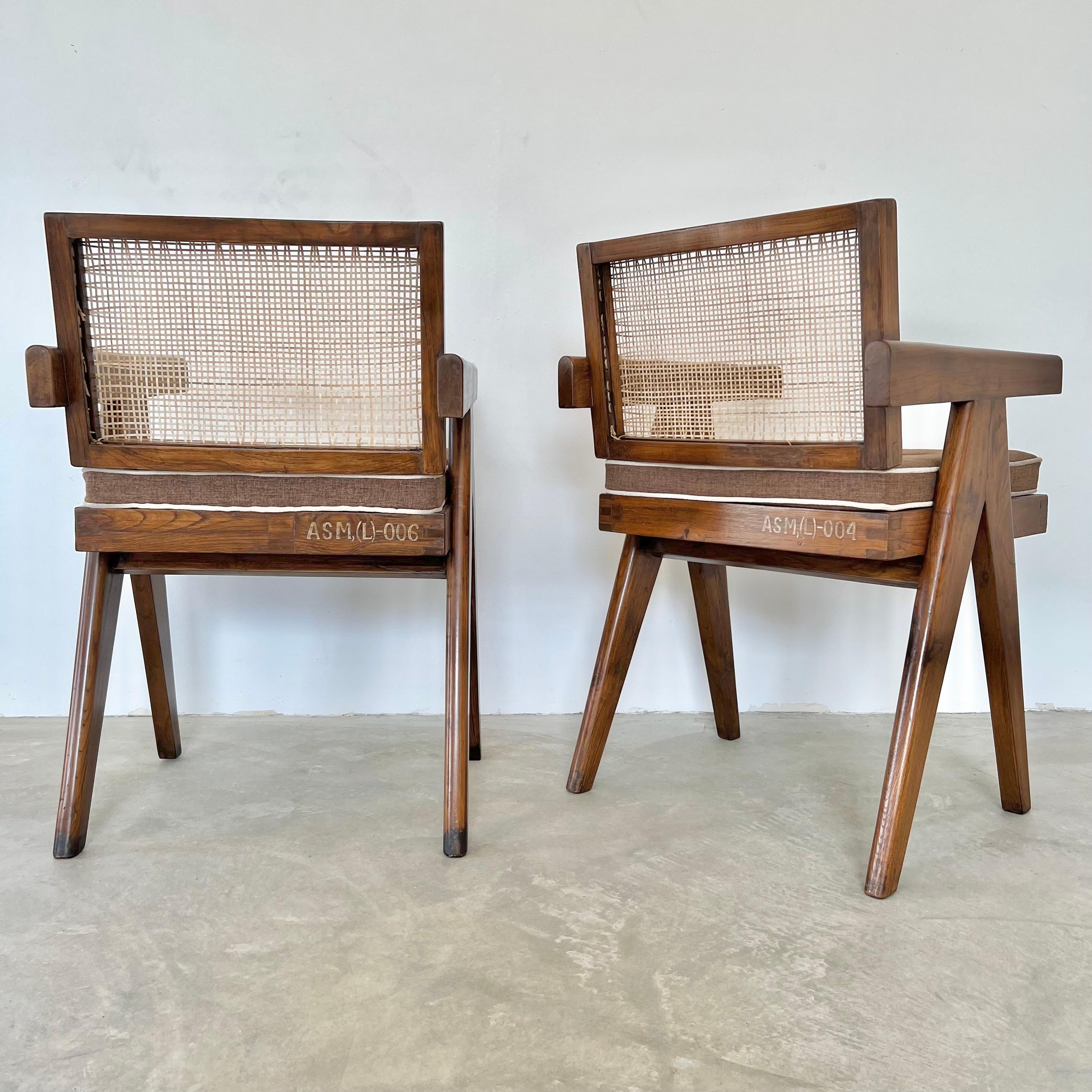 Chandigargh Bürostühle von Pierre Jeanneret, 1950er-Jahre im Angebot 1