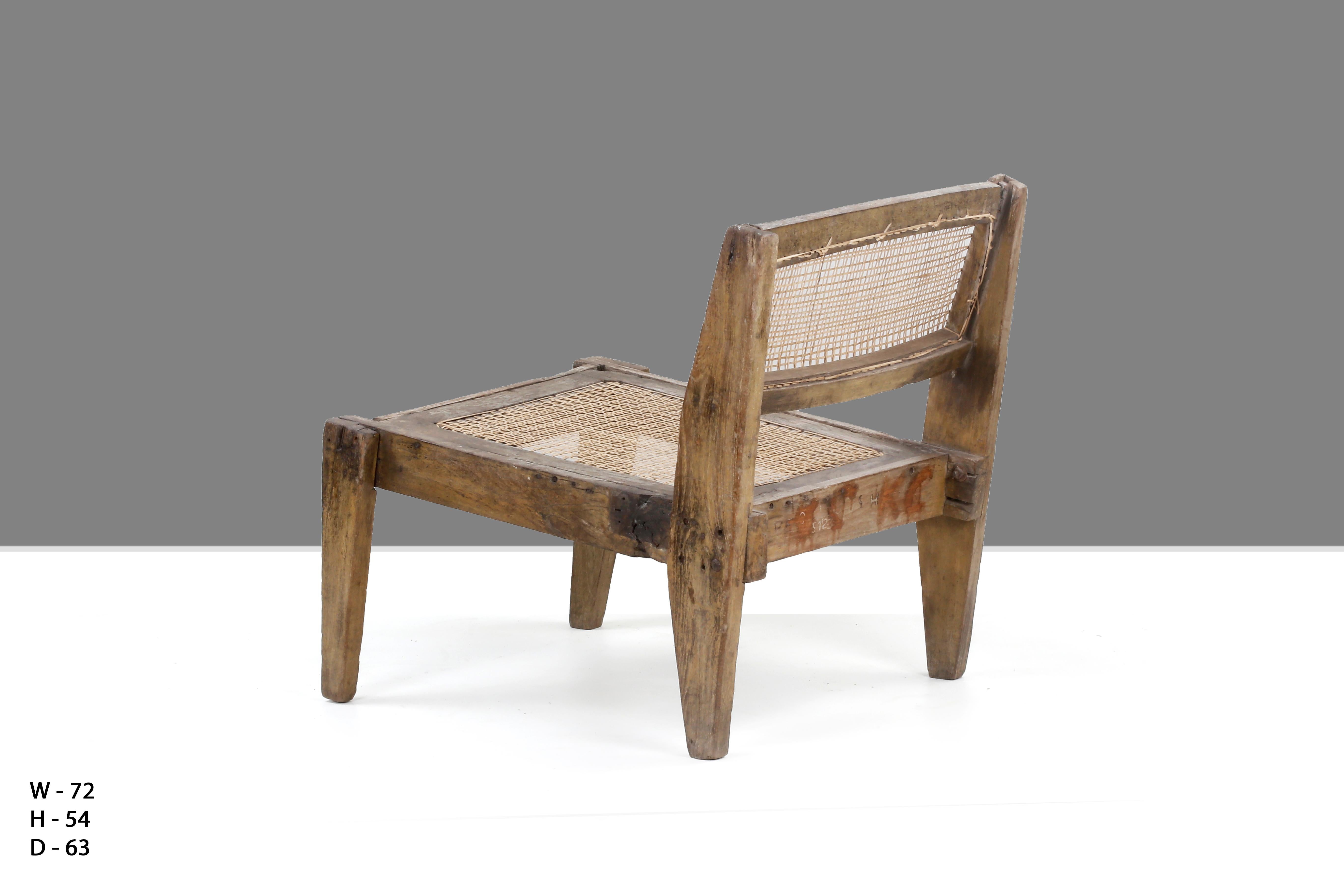 Pierre Jeanneret PJ-SI-10-A Fireside chair / Authentic Mid-Century Modern In Fair Condition For Sale In Zürich, CH