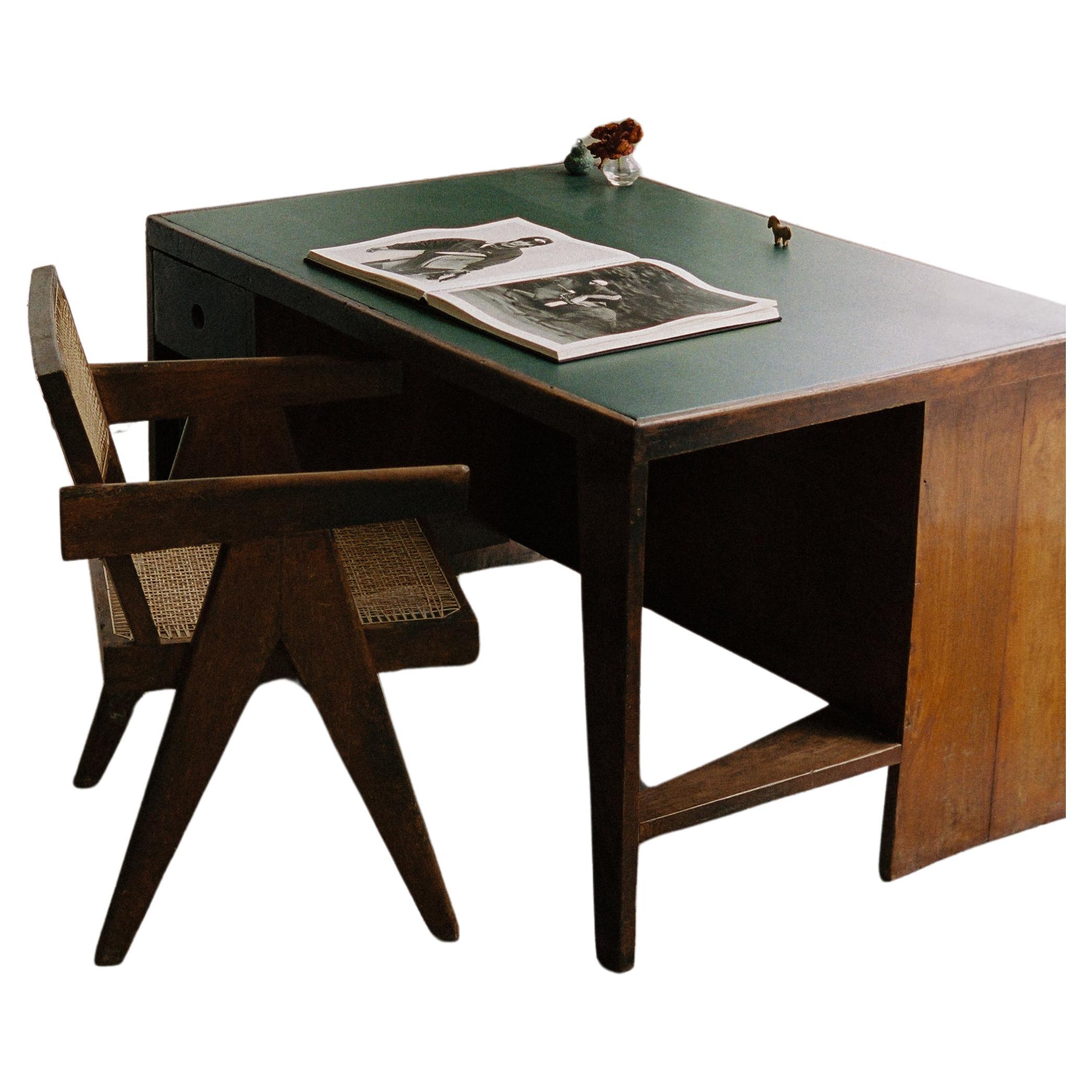 Bureau Pierre Jeanneret Pigeonhole