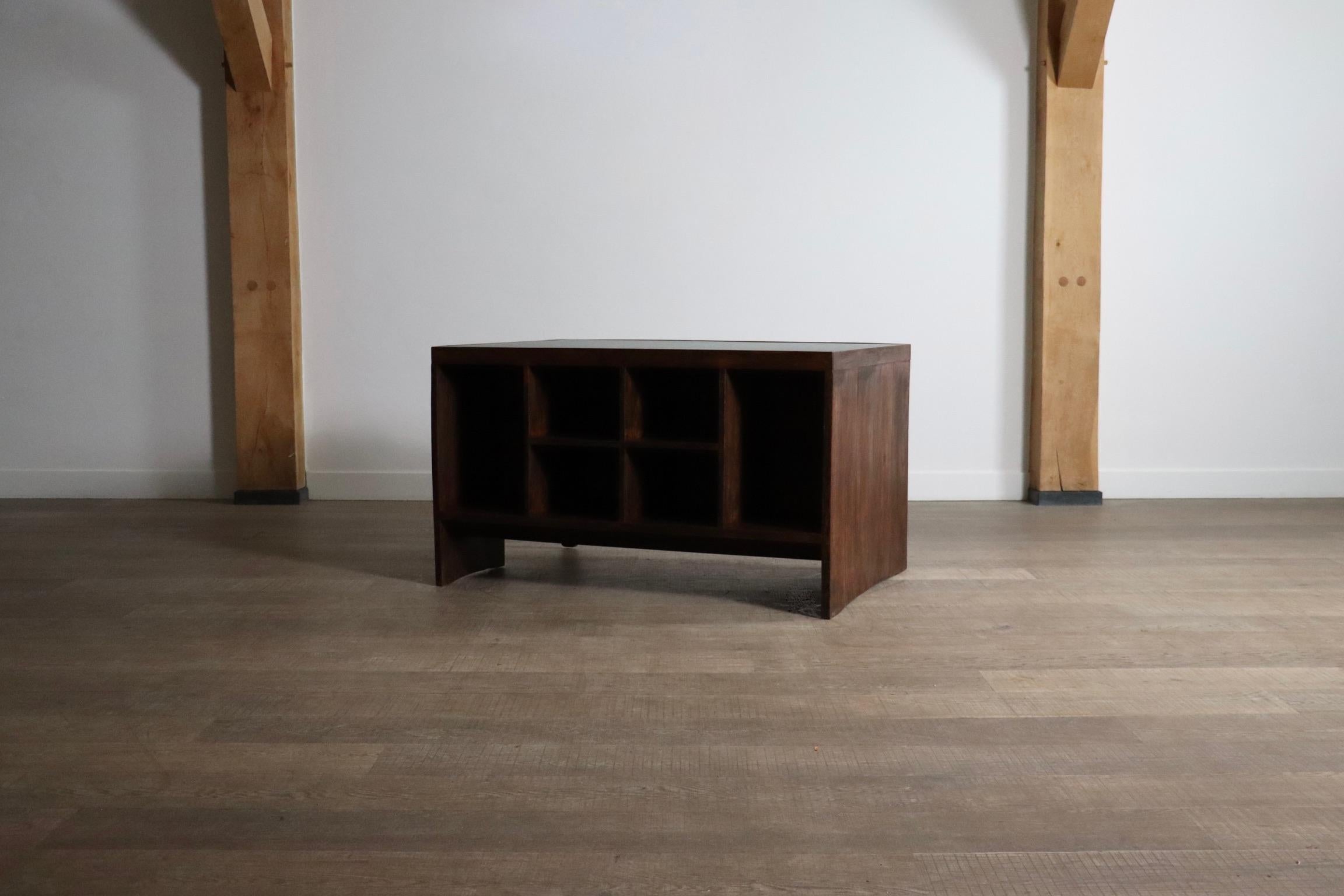 Scrivania Pierre Jeanneret PJ-BU-02-A, India, anni '50 in vendita 4