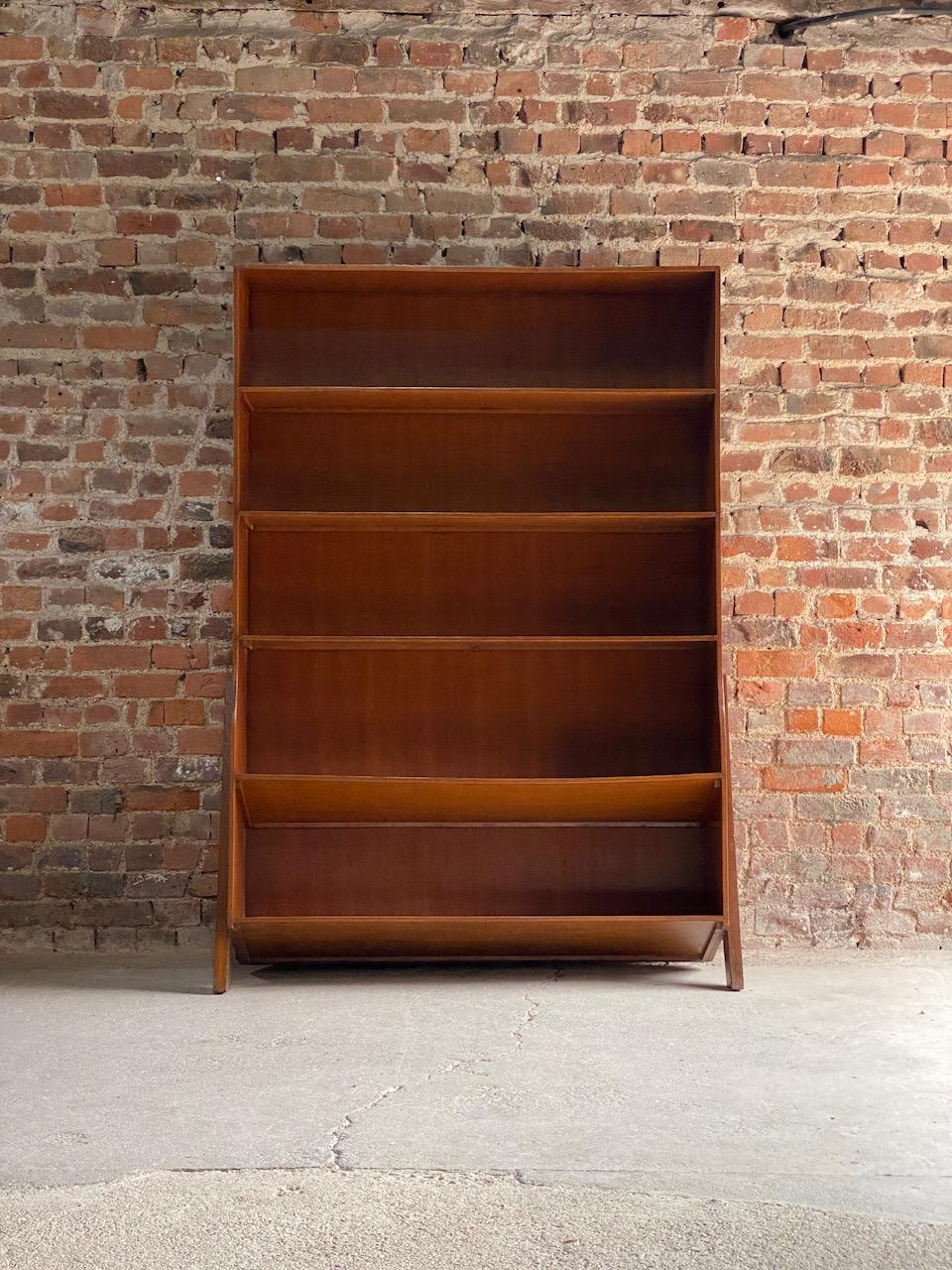 Pierre Jeanneret PJ-050112 Double Sided Bookcase Chandigarh, Circa 1960 For Sale 2