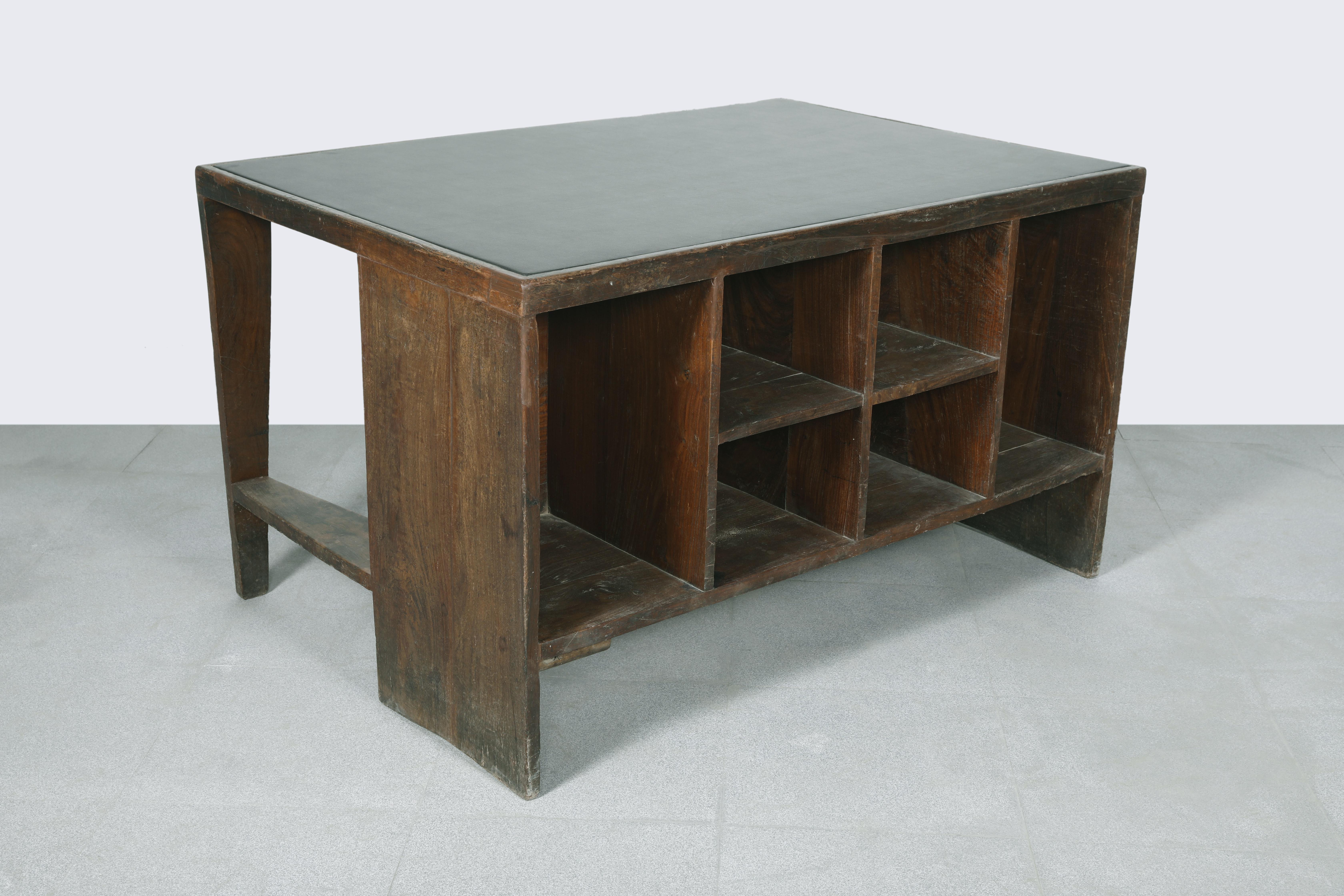 Pierre Jeanneret PJ-BU-02 Clark Table Chandigarh / Authentic Mid-Century Modern In Good Condition In Zürich, CH