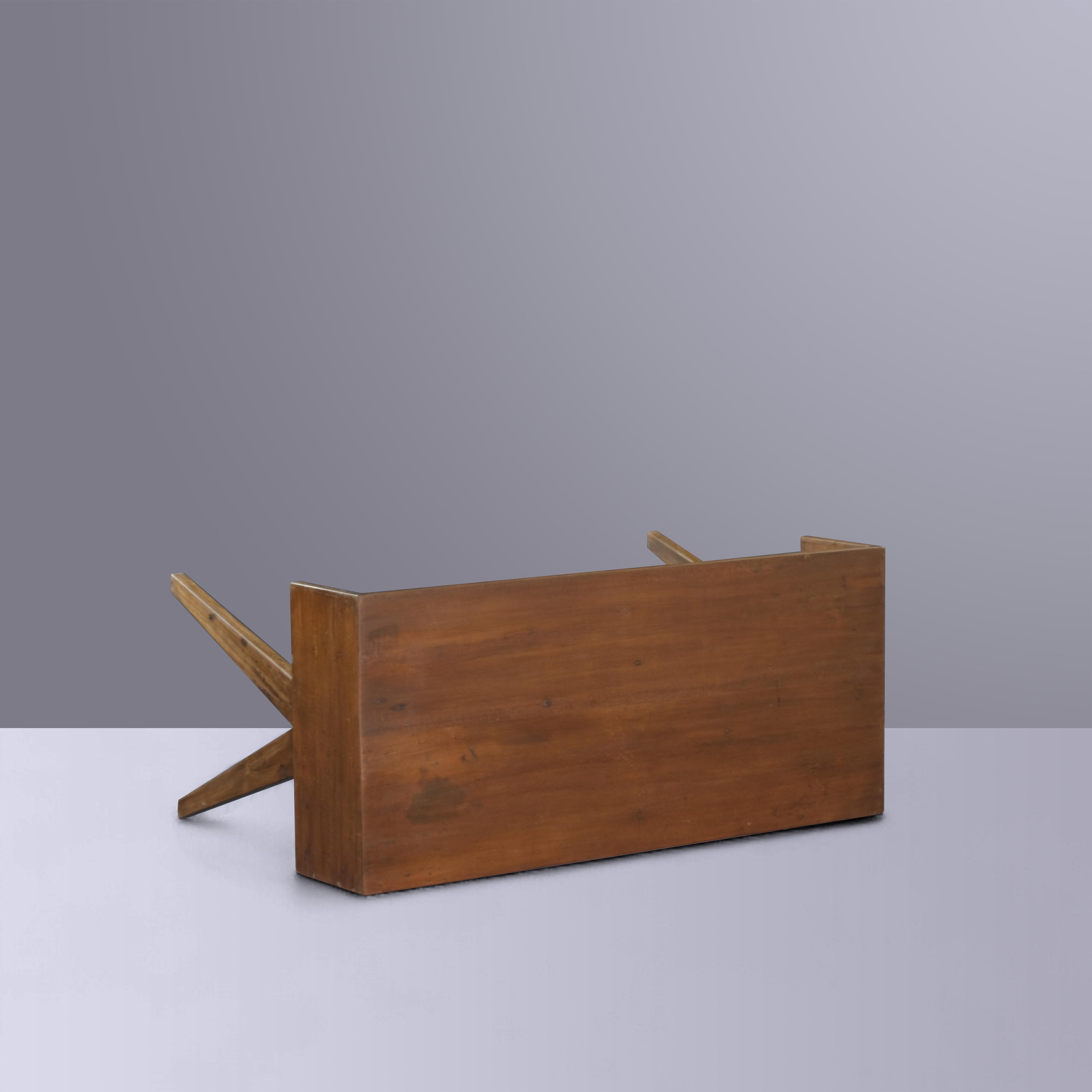 Pierre Jeanneret PJ-BU-08-B Scrivania per studenti / Autentico Mid-Century Modern in vendita 1