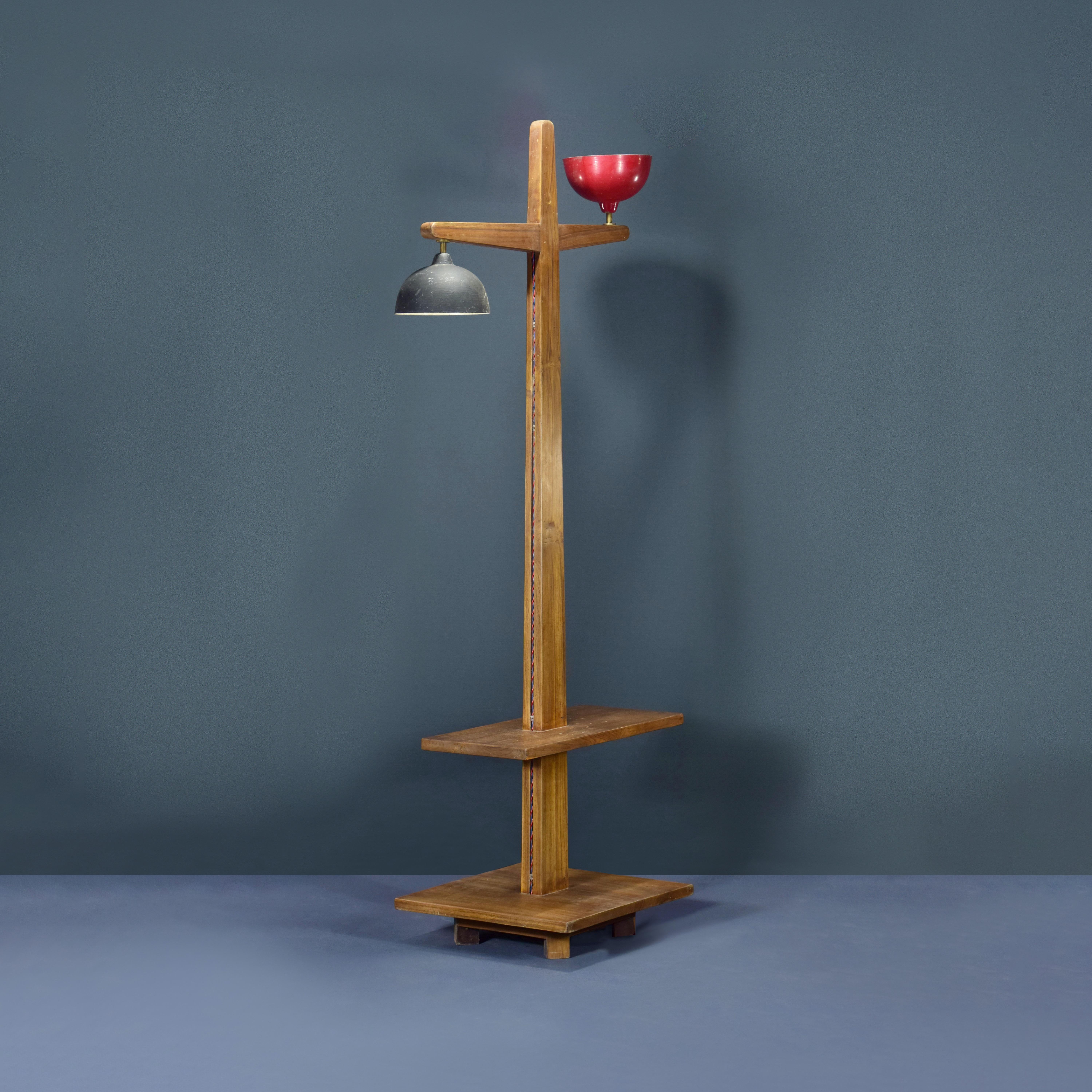 Pierre Jeanneret PJ/JM/EC-LU-04-B Standard Lamp / Authentic Mid-Century Modern In Good Condition For Sale In Zürich, CH