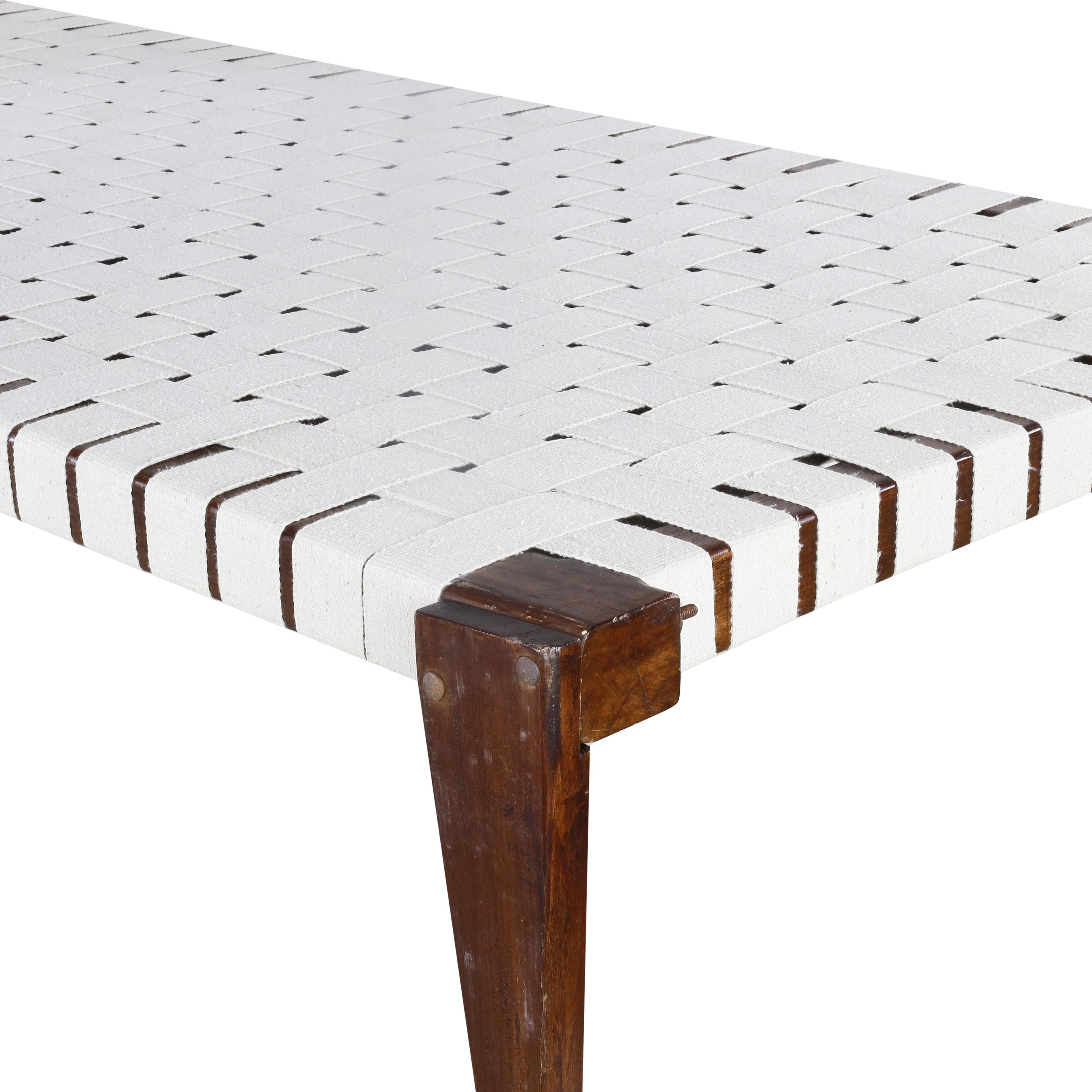Pierre Jeanneret PJ-L-02-A Lit simple pliant / Authentic Mid-Century Modern en vente 3