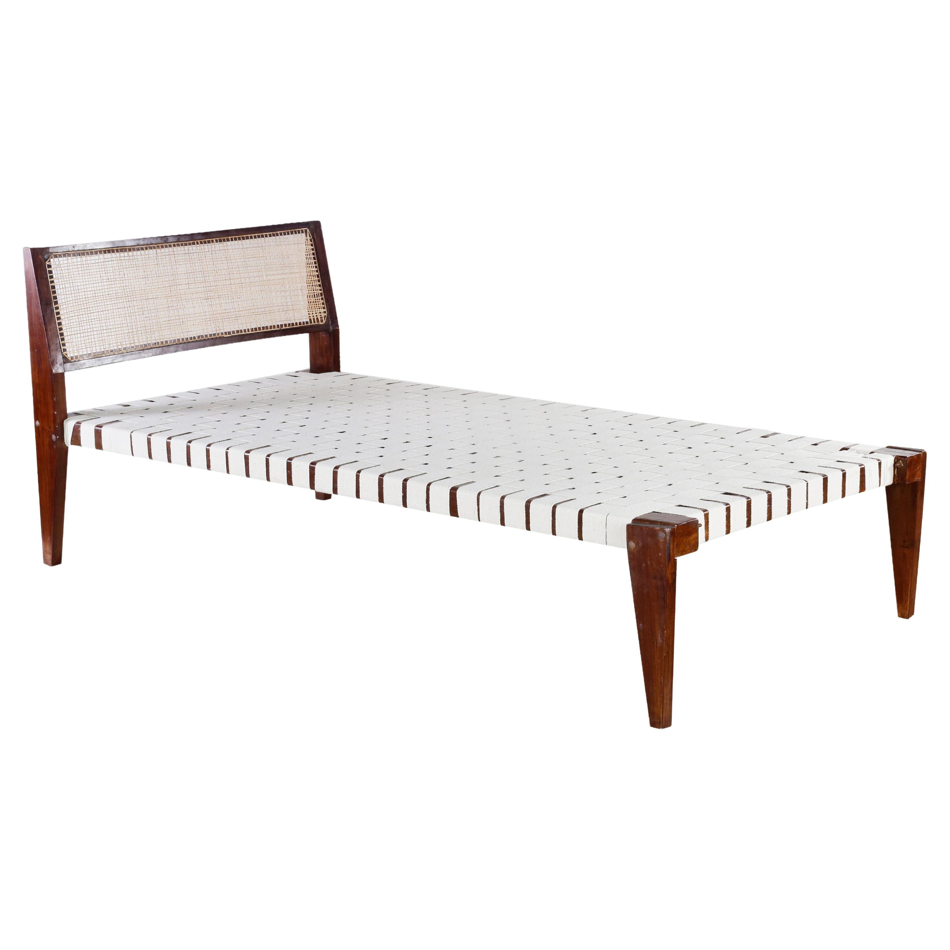 Pierre Jeanneret PJ-L-02-A Collapsible Single Bed / Authentic Mid-Century Modern
