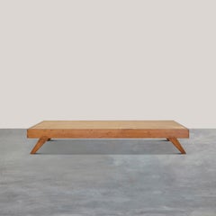 Pierre Jeanneret PJ-L-09-A Rohr-Couchtisch / Authentischer Mid-Century Modern-Couchtisch