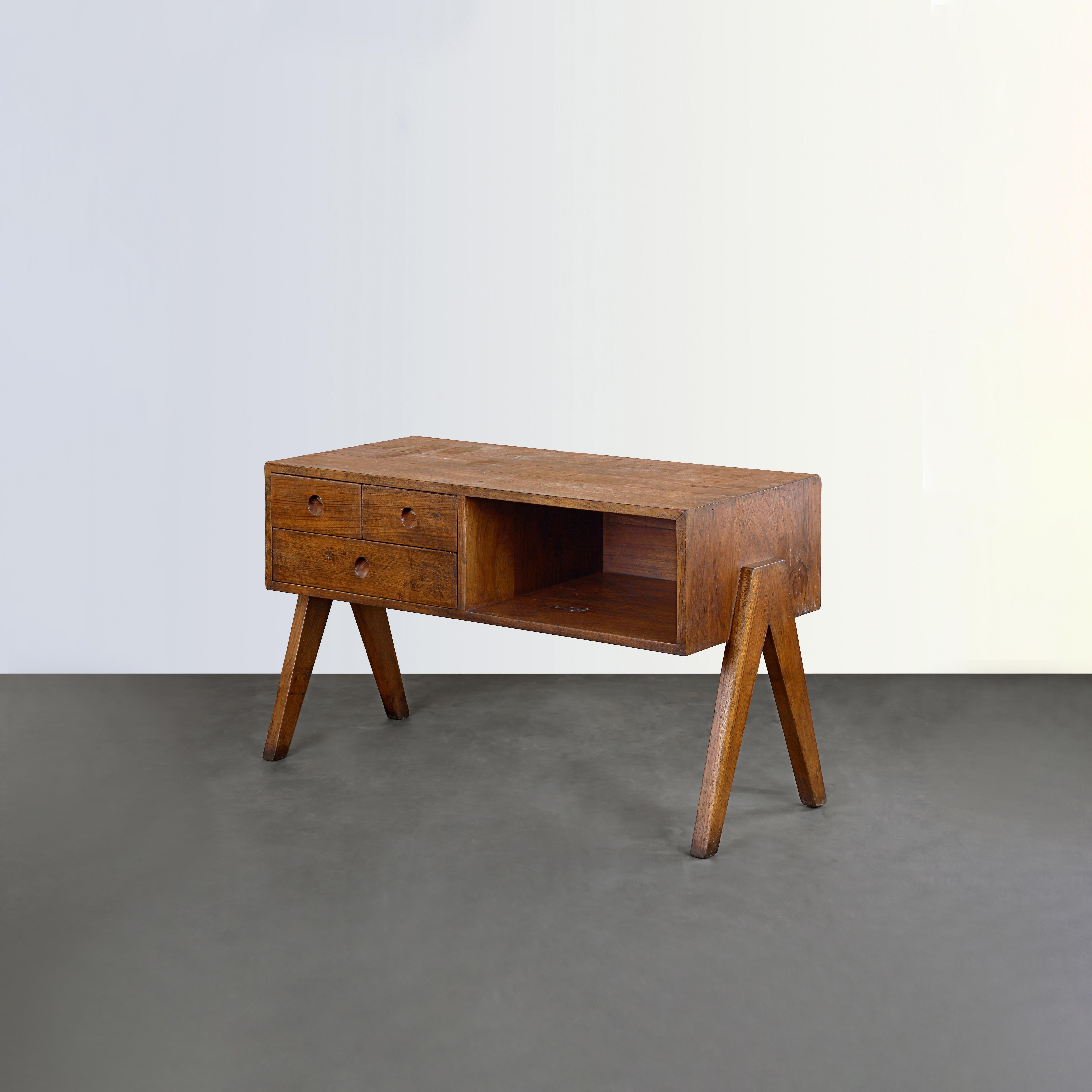 Mid-20th Century Pierre Jeanneret PJ-R-11-A Chest of Drawers / Authentic Mid-Century Modern For Sale