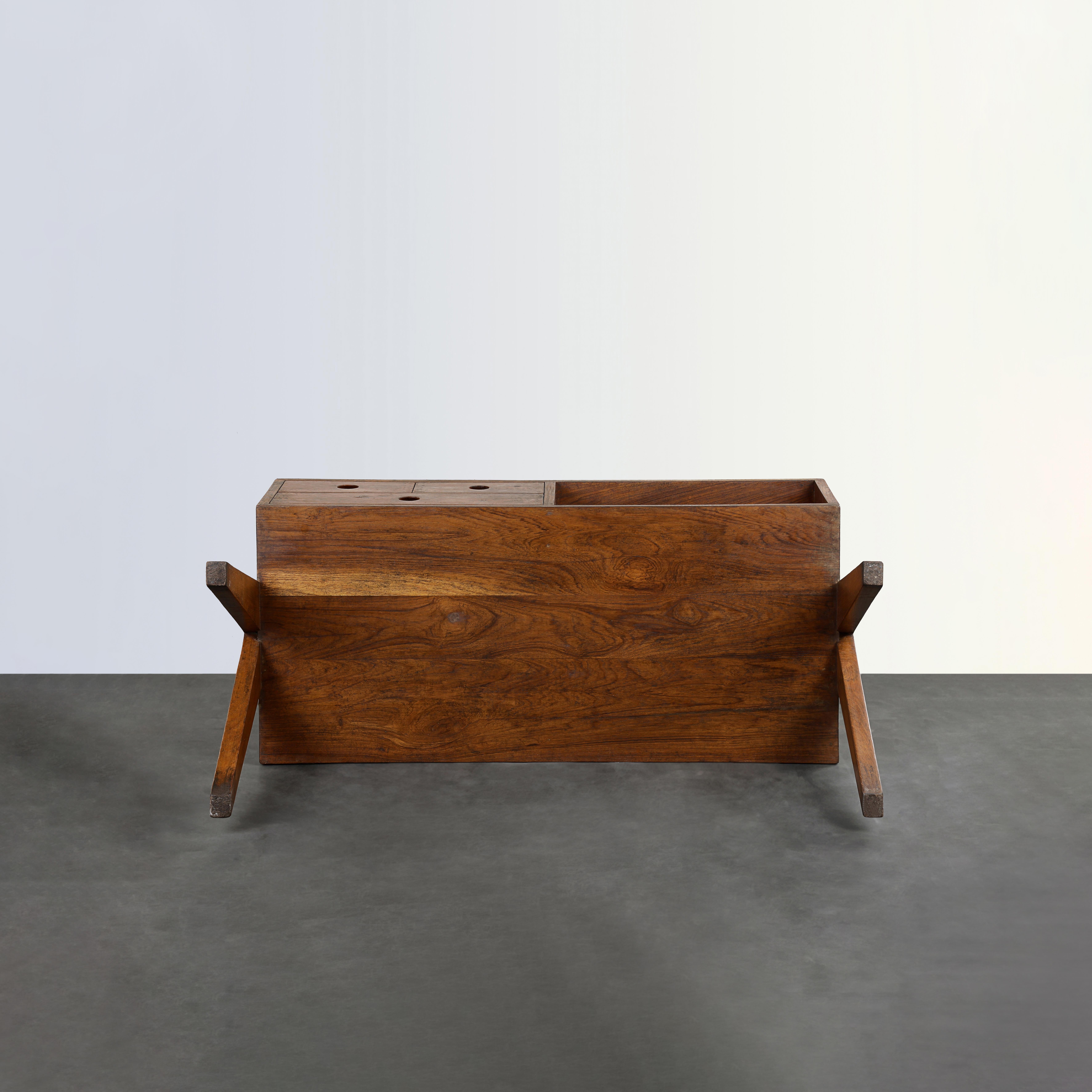 Pierre Jeanneret PJ-R-11-A Chest of Drawers / Authentic Mid-Century Modern For Sale 1