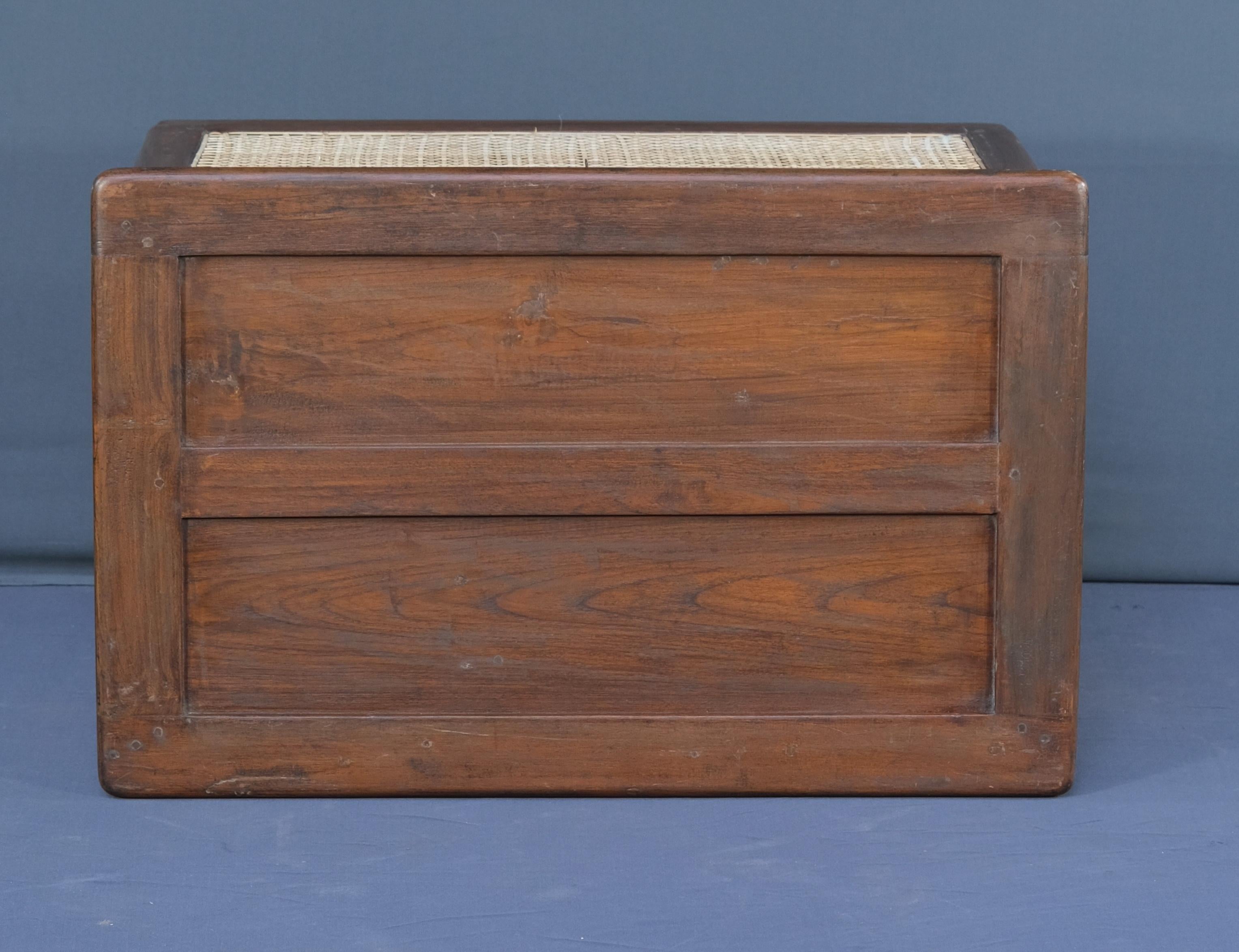 Pierre Jeanneret PJ-R-23-A Linen Box / Authentic Mid-Century Modern For Sale 4