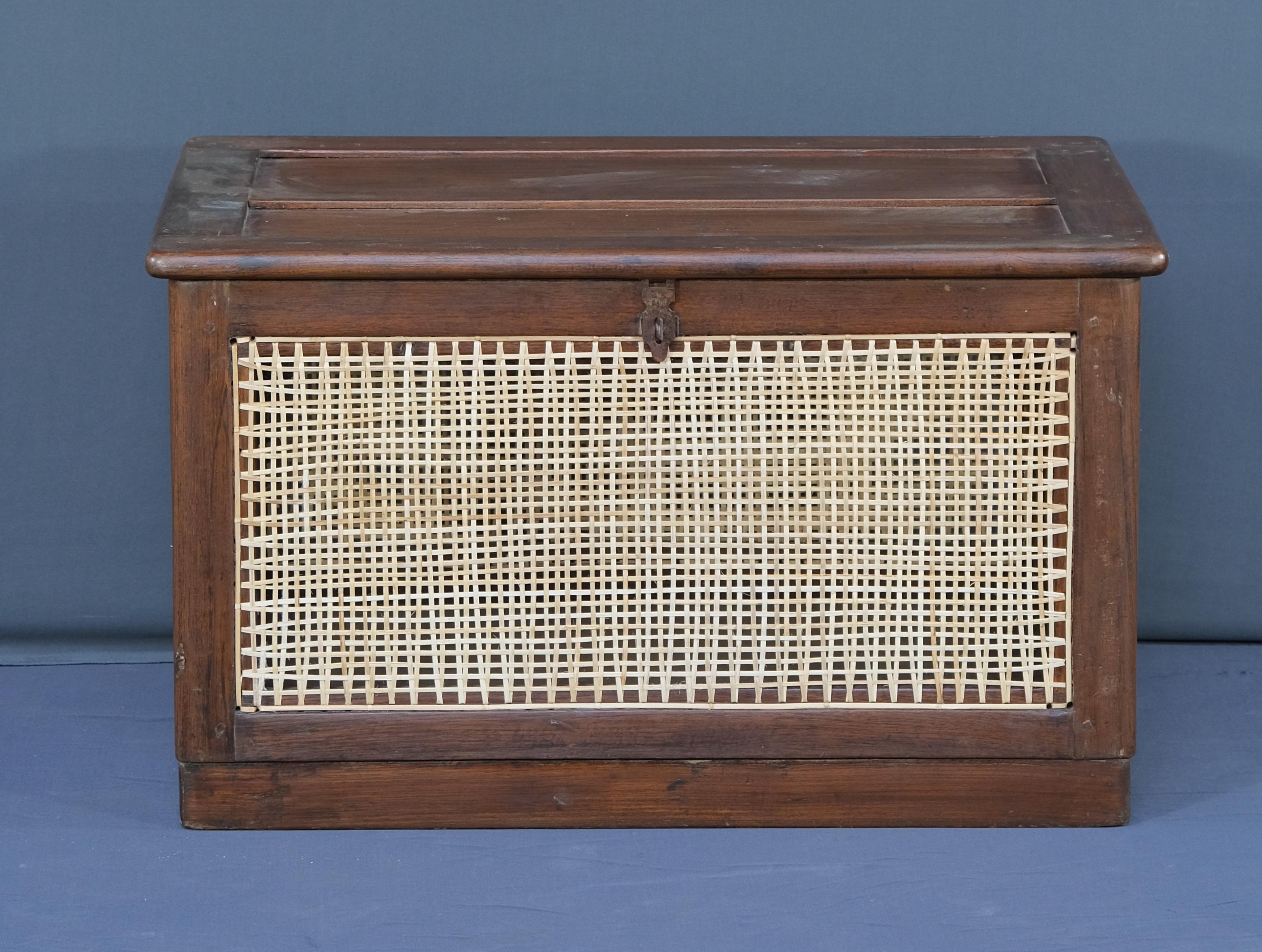 Indian Pierre Jeanneret PJ-R-23-A Linen Box / Authentic Mid-Century Modern For Sale