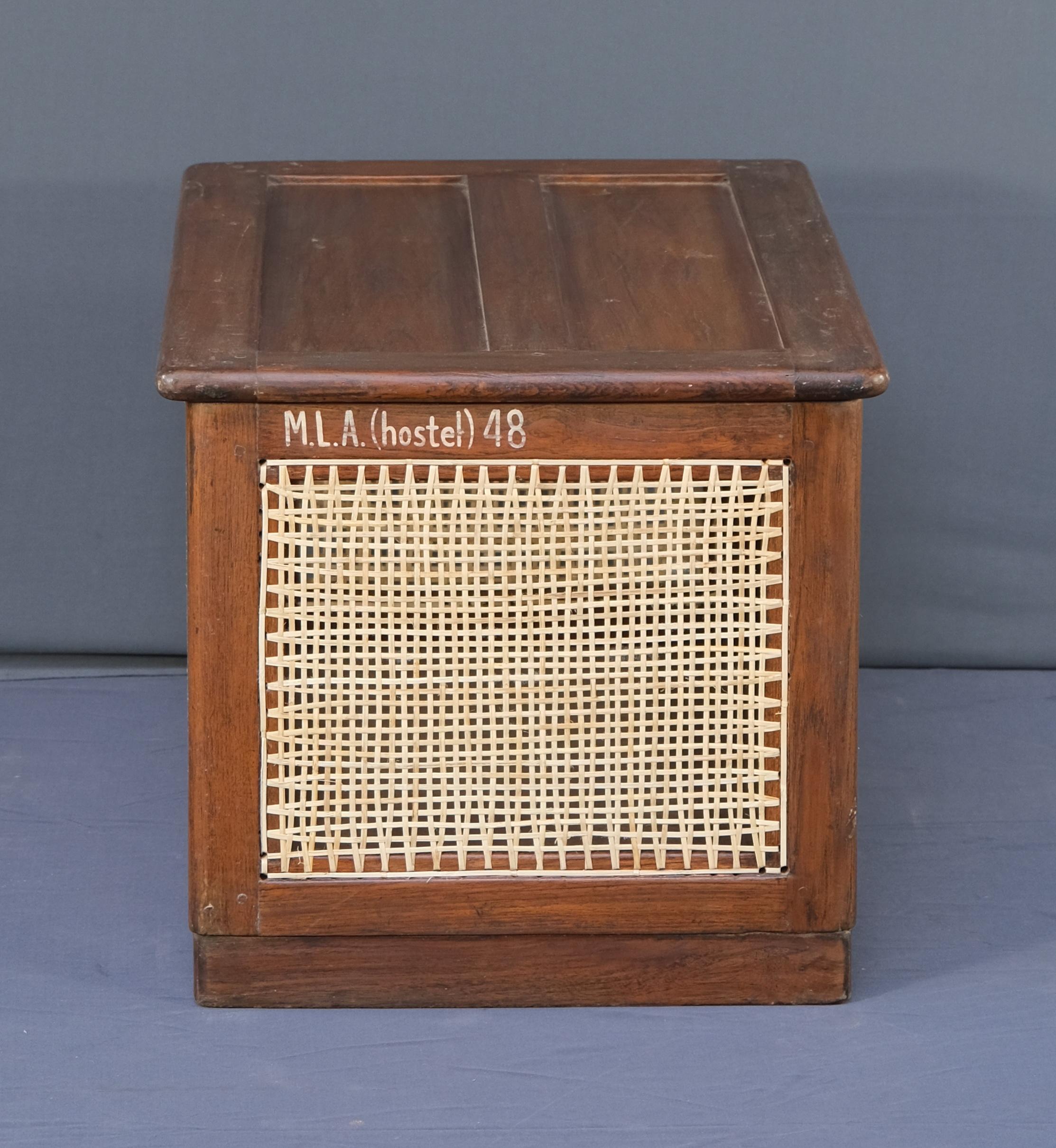 Pierre Jeanneret PJ-R-23-A Linen Box / Authentic Mid-Century Modern For Sale 1