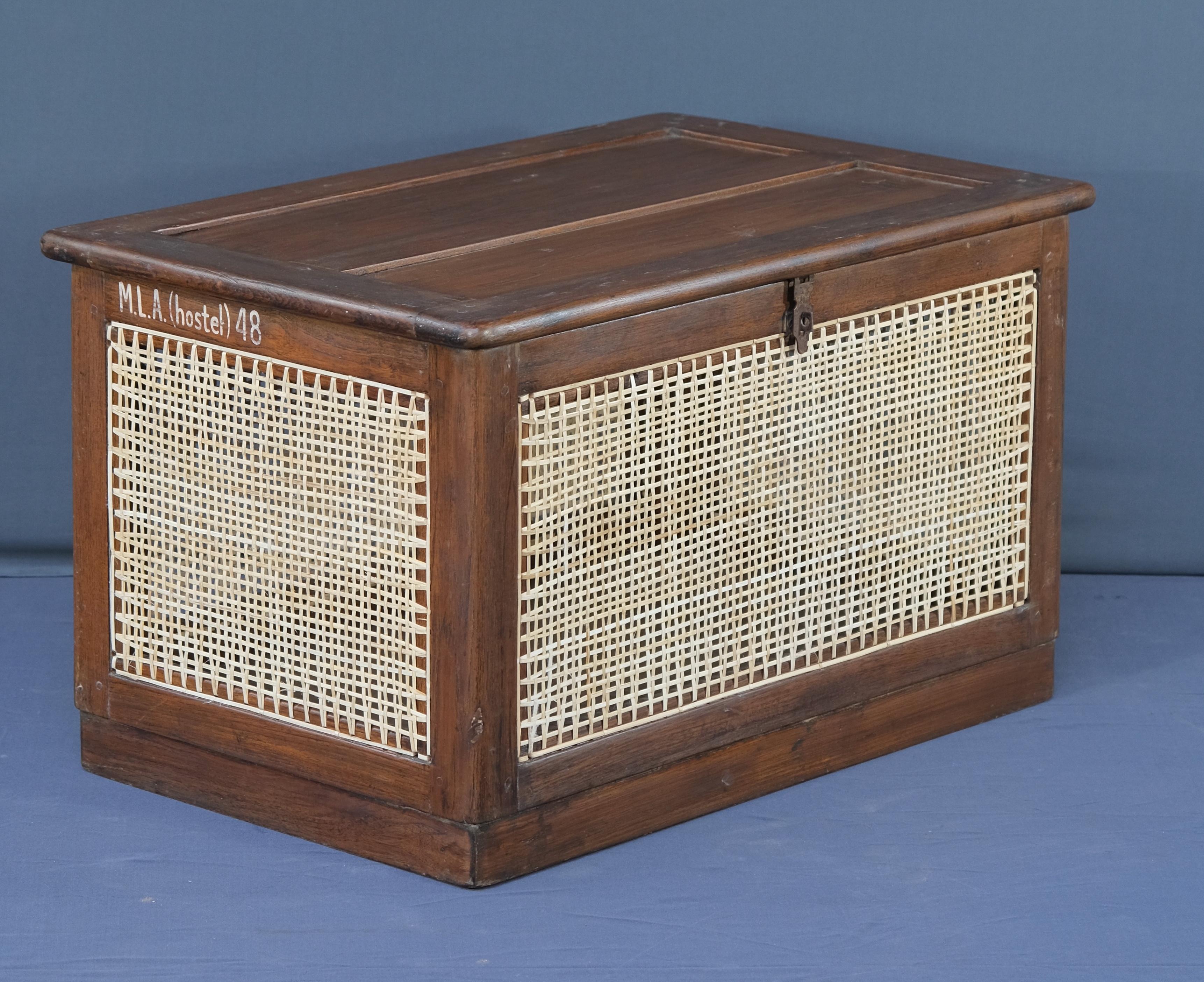 Pierre Jeanneret PJ-R-23-A Linen Box / Authentic Mid-Century Modern For Sale 2