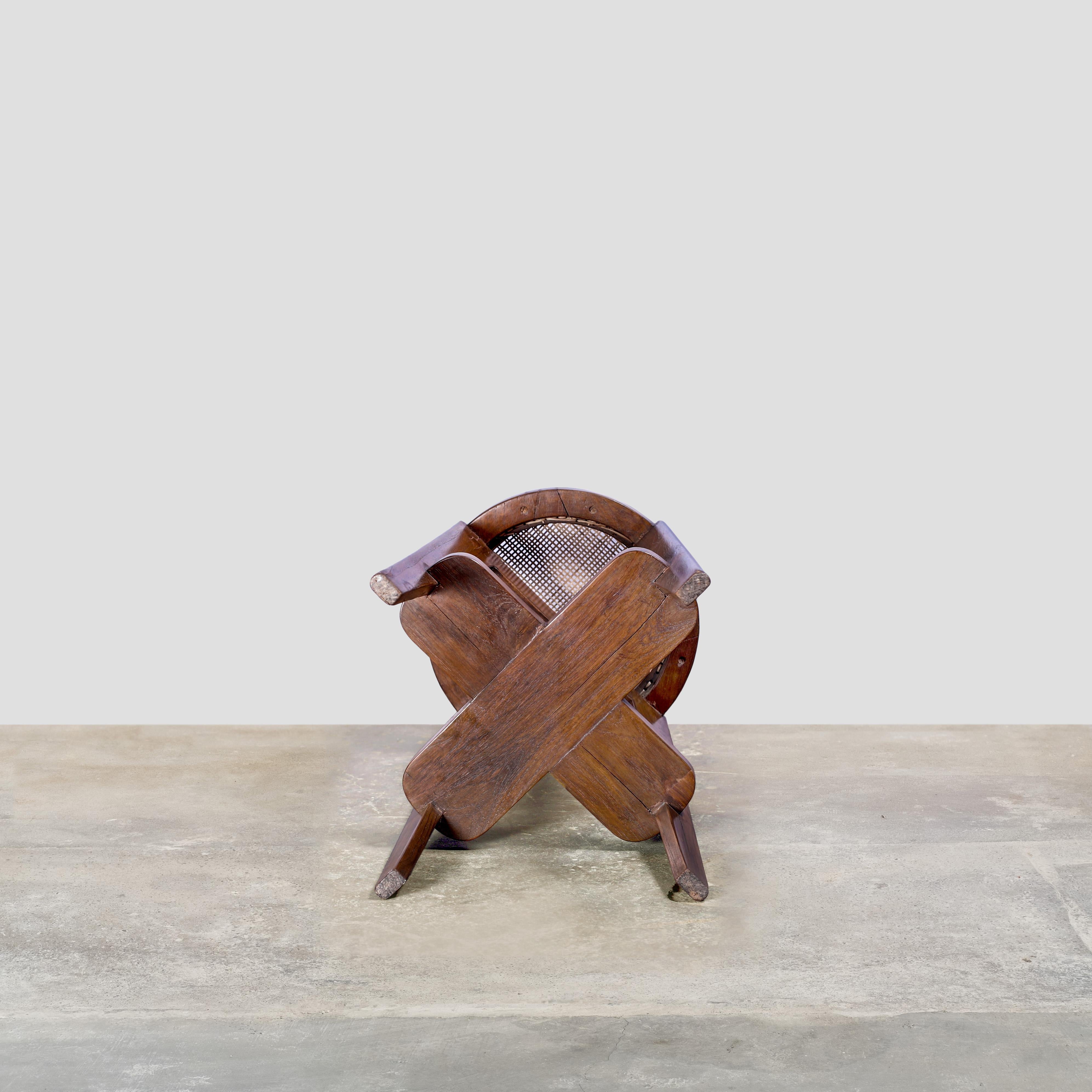 Mid-20th Century Pierre Jeanneret PJ-SI-21-A Pair of High Stools / Authentic Mid-Century Modern For Sale