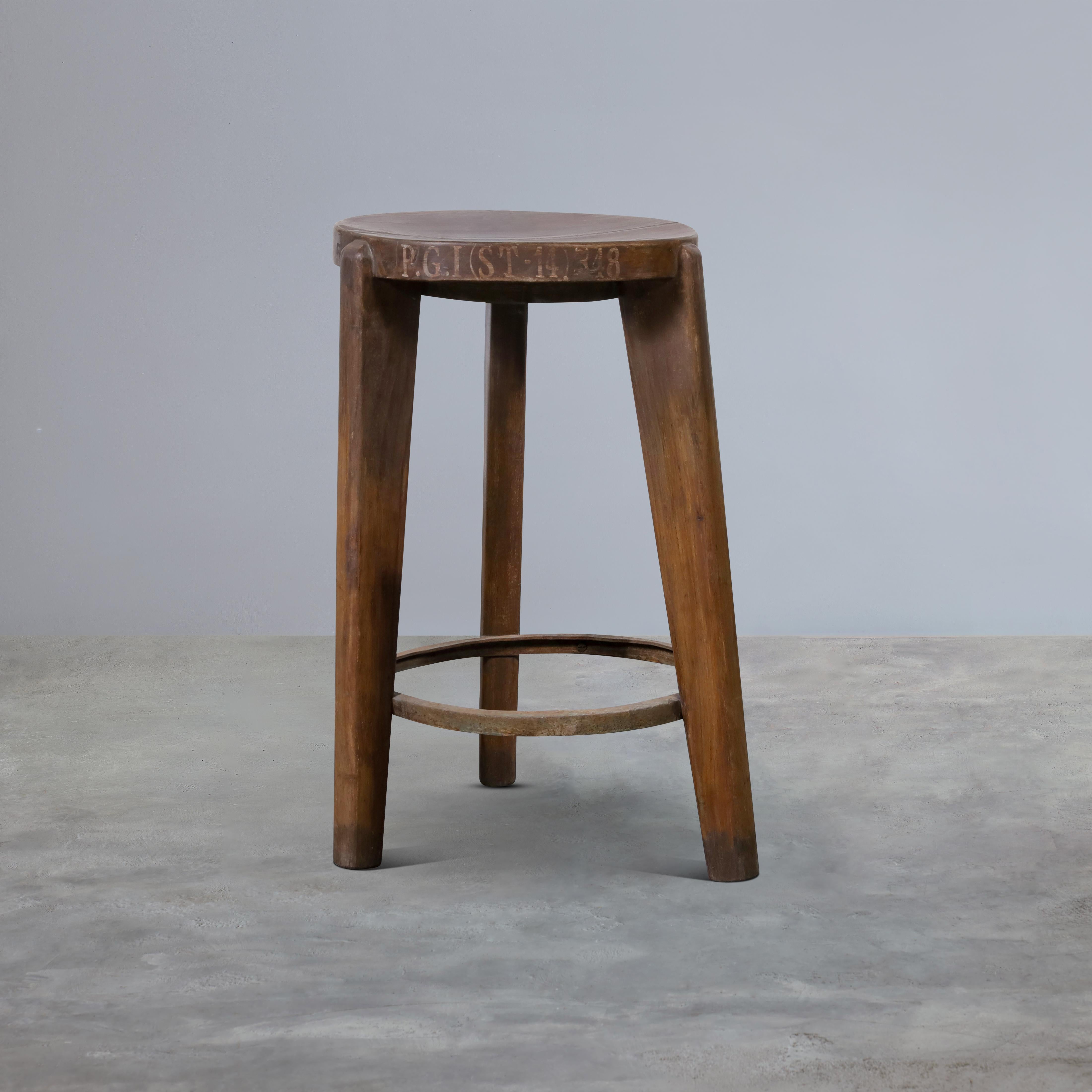 Pierre Jeanneret PJ-SI-22-A Hocker / Authentische Moderne der Jahrhundertmitte