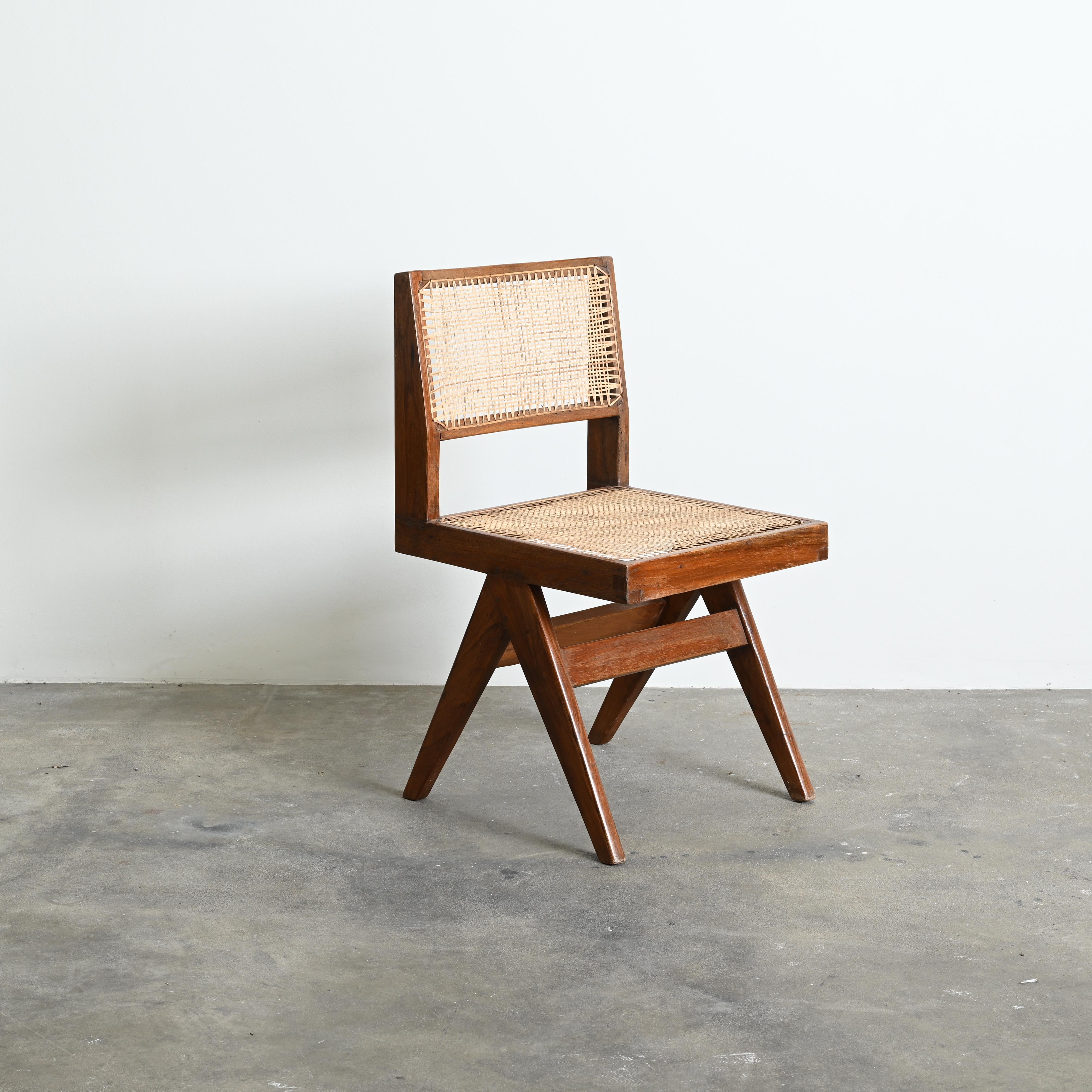 This chair is an iconic piece. It appears so simple and still so precise, where proportions seems to be perfect. This A-shaped legs are typical for Chandigarh objects. Then this L-shaped seat, where the beams get at the ends thinner. It is one of