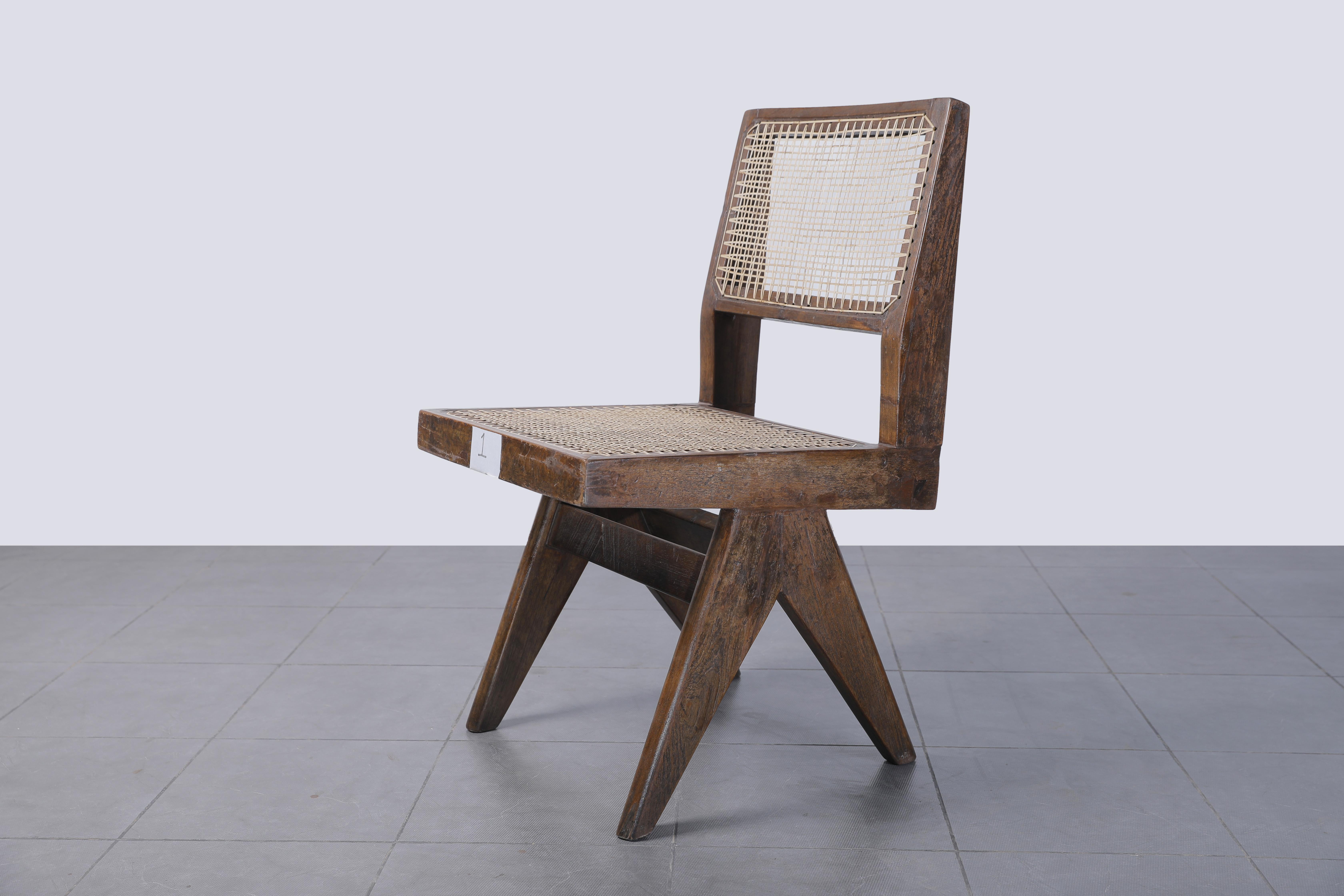 This item expresses a specific rawness. There is no need for precise execution or the desire to appear sophisticated. It is simple, self-evident, and direct. It is made out of basic elements, illustrating a new language: essential and cleared of