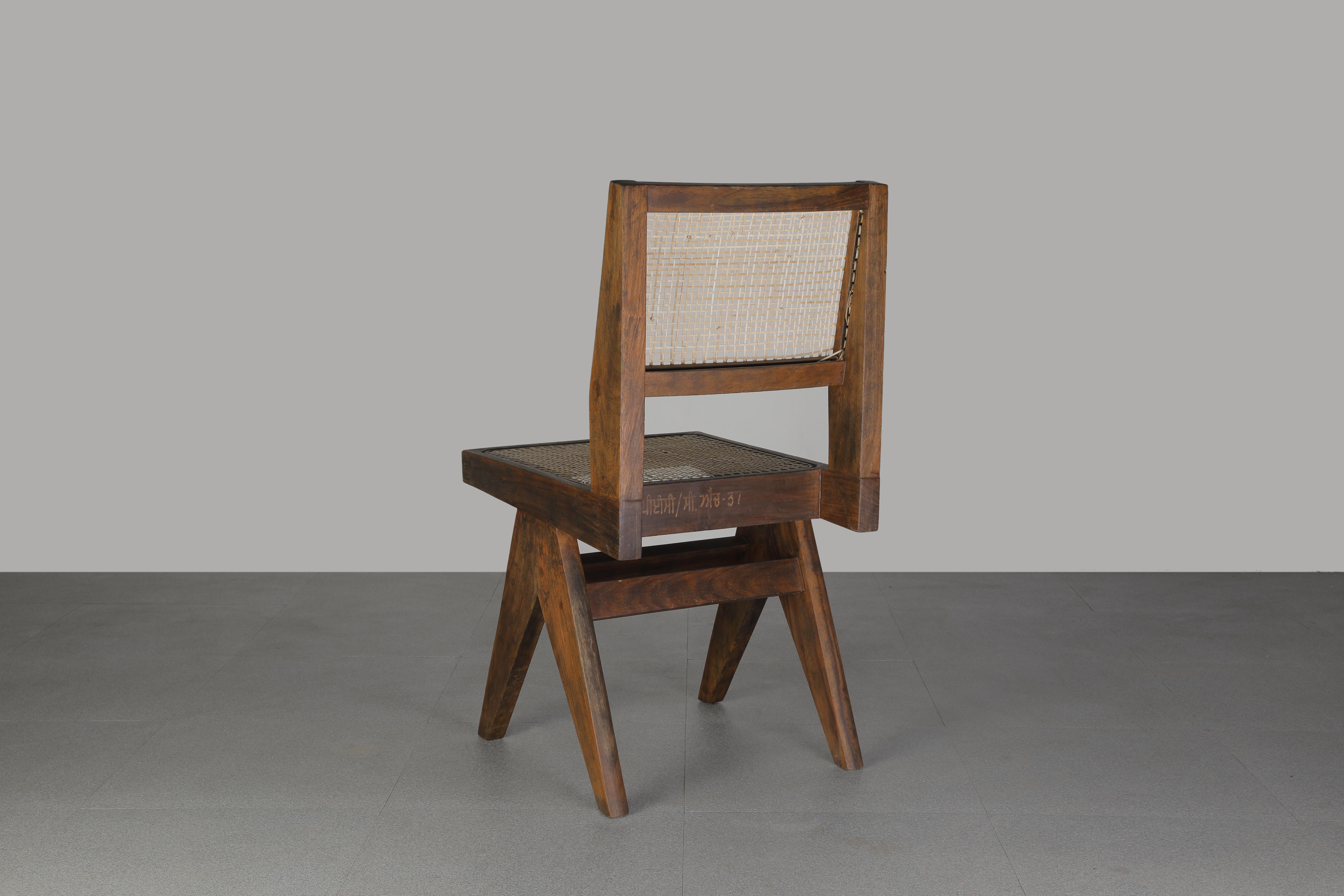 Pierre Jeanneret PJ-SI-25-A Set of 8 Chairs / Authentic Mid-Century Modern In Good Condition In Zürich, CH