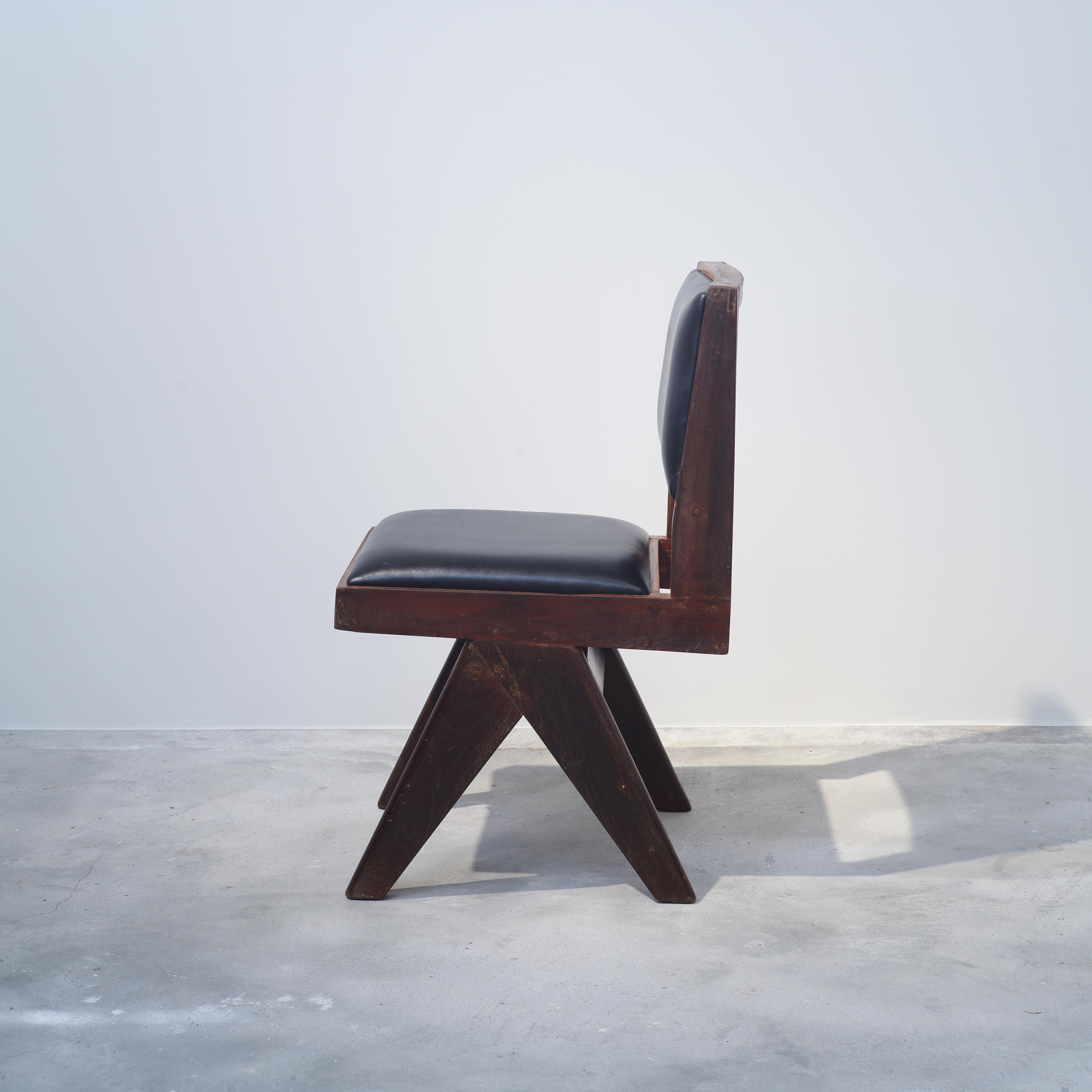 Pierre Jeanneret PJ-SI-25-E Silla de estudiante / Moderna auténtica de mediados de siglo en Bueno estado para la venta en Zürich, CH