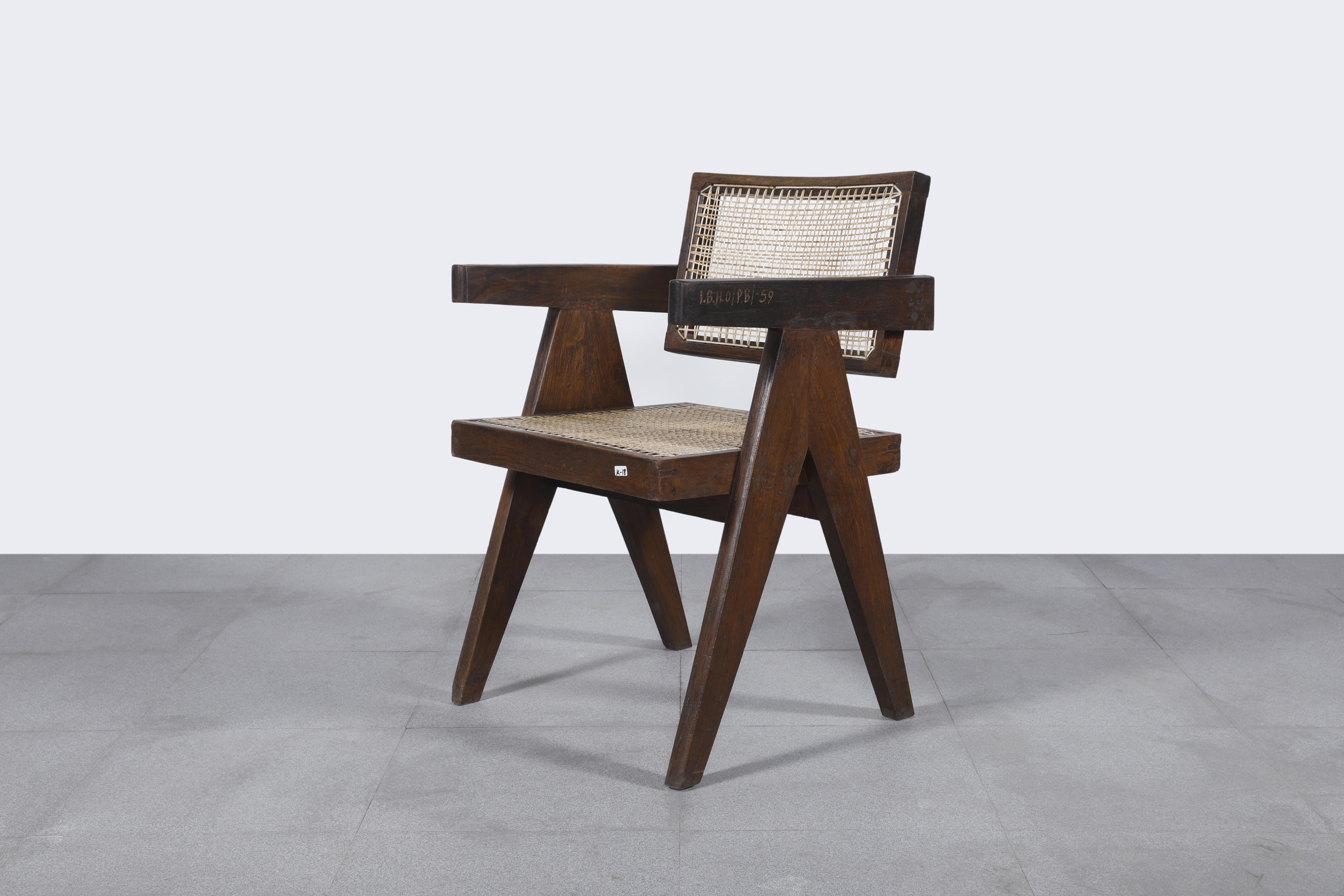 Pierre Jeanneret PJ-SI-28-A Cane Office Armchair / Authentic Mid-Century Modern In Good Condition In Zürich, CH