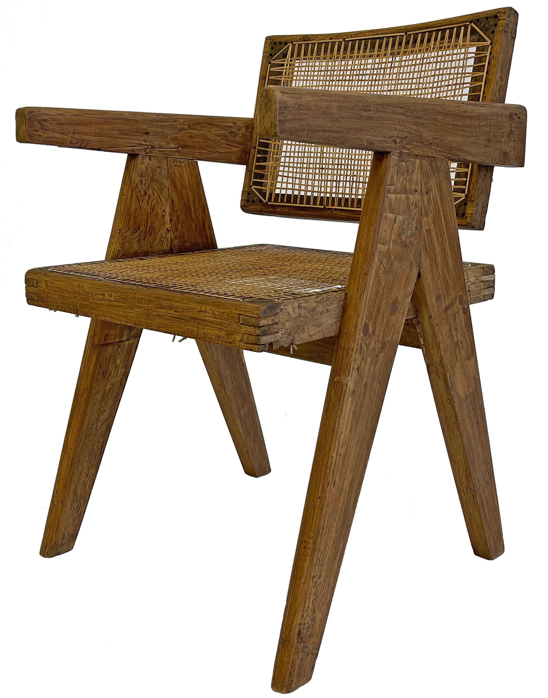 Pierre Jeanneret PJ-SI-28-A Dining Chairs Set of 10 in Teak In Good Condition In Toronto, Ontario