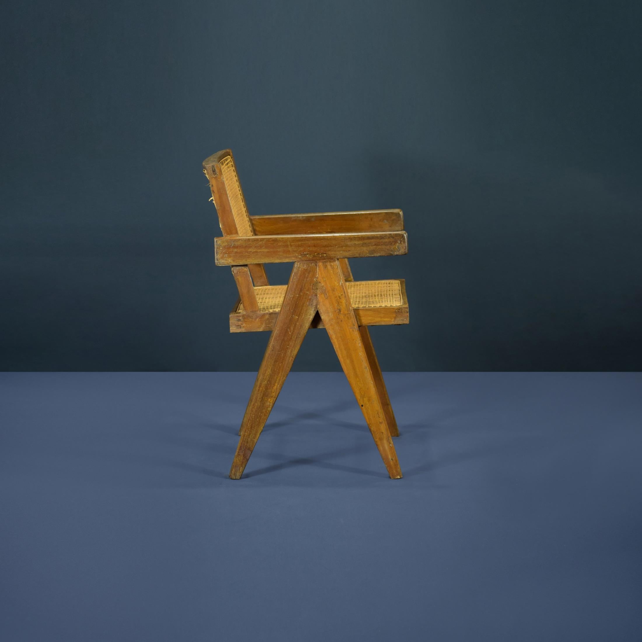 Pierre Jeanneret PJ-SI-28-B Sessel / Authentischer Mid-Century Modern Sessel im Zustand „Gut“ im Angebot in Zürich, CH