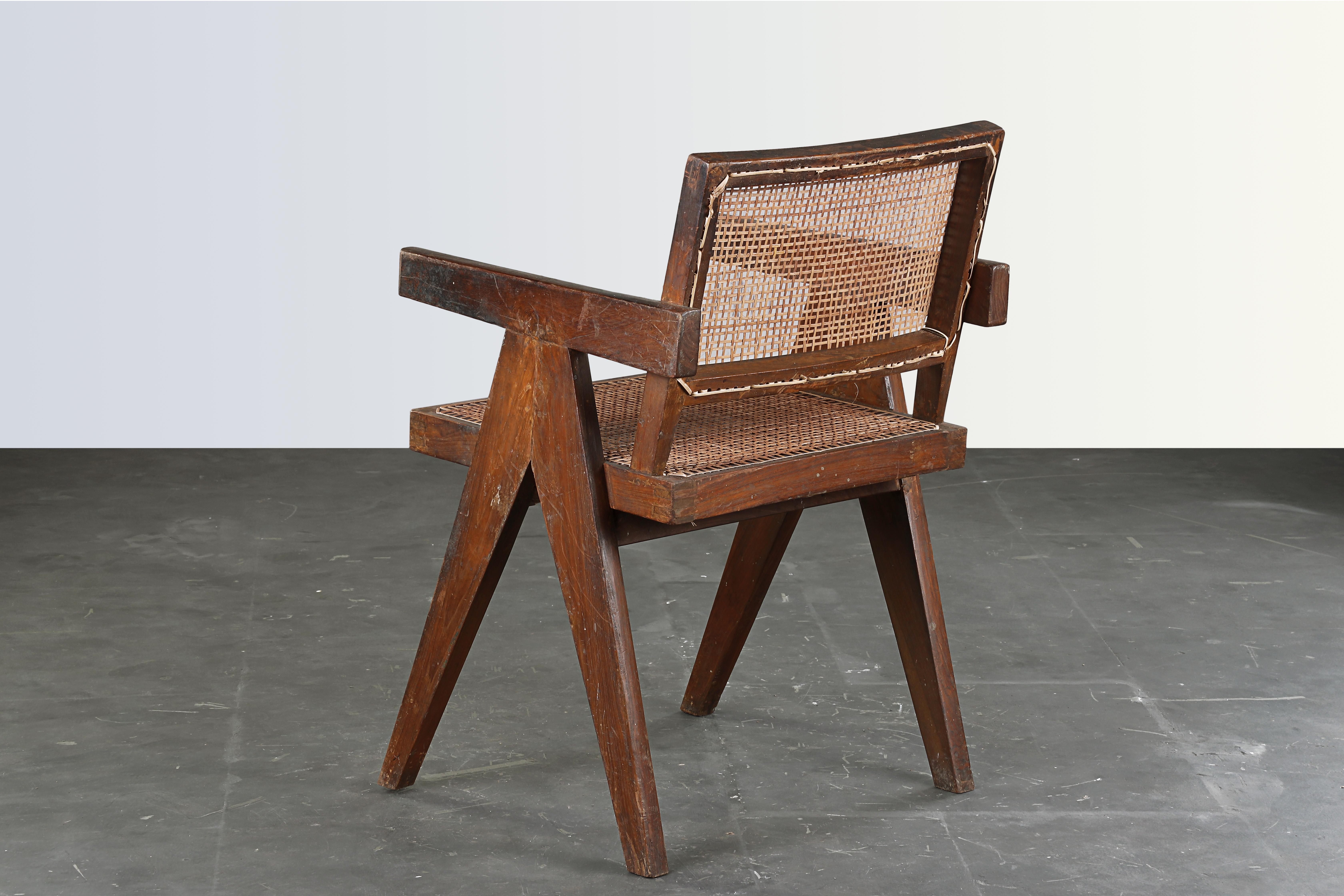 Pierre Jeanneret Office Cane Chair / Authentic Mid-Century Modern PJ-SI-28-B In Good Condition In Zürich, CH