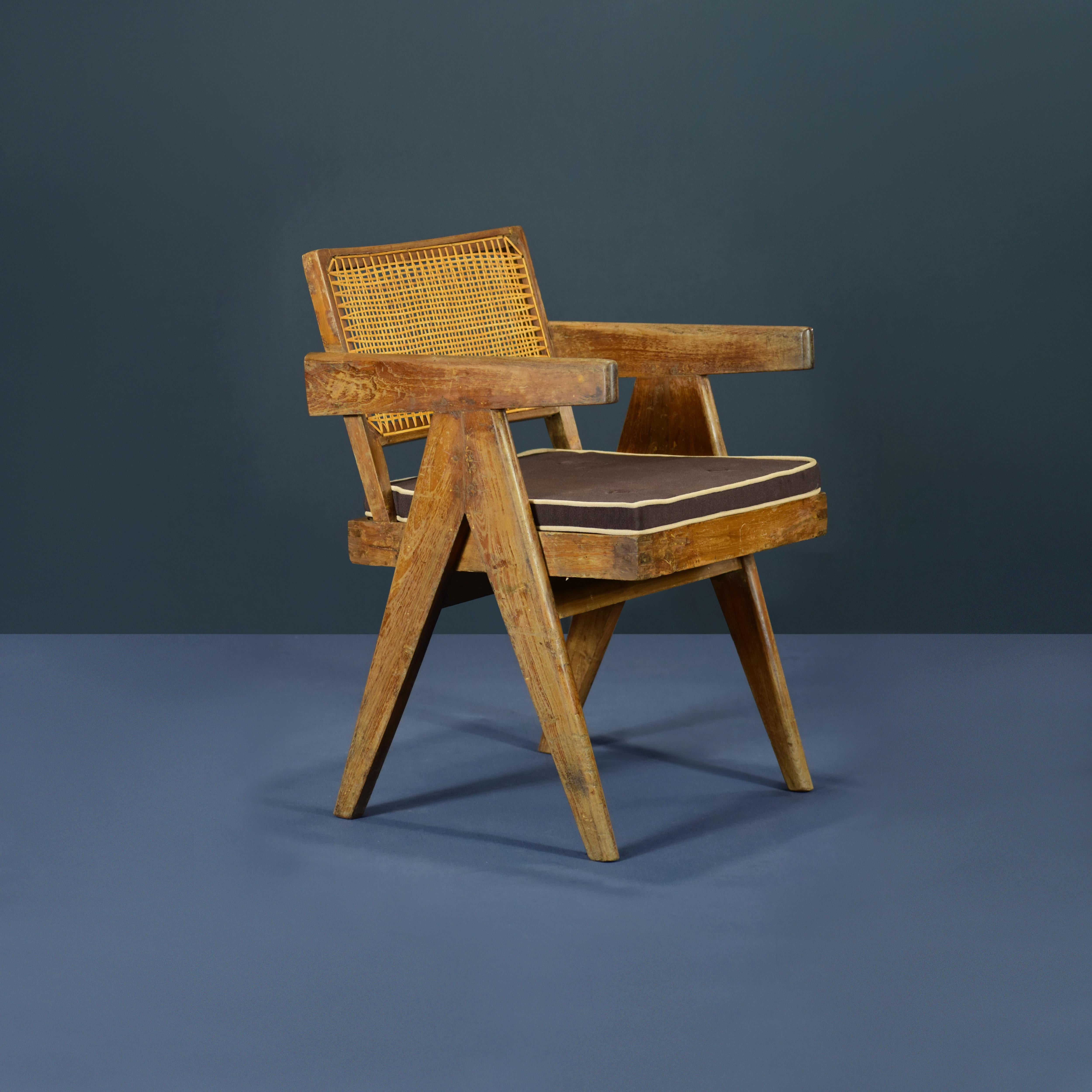 Indian Pierre Jeanneret PJ-SI-28-B Set of 6 Chairs / Authentic Mid-Century Modern