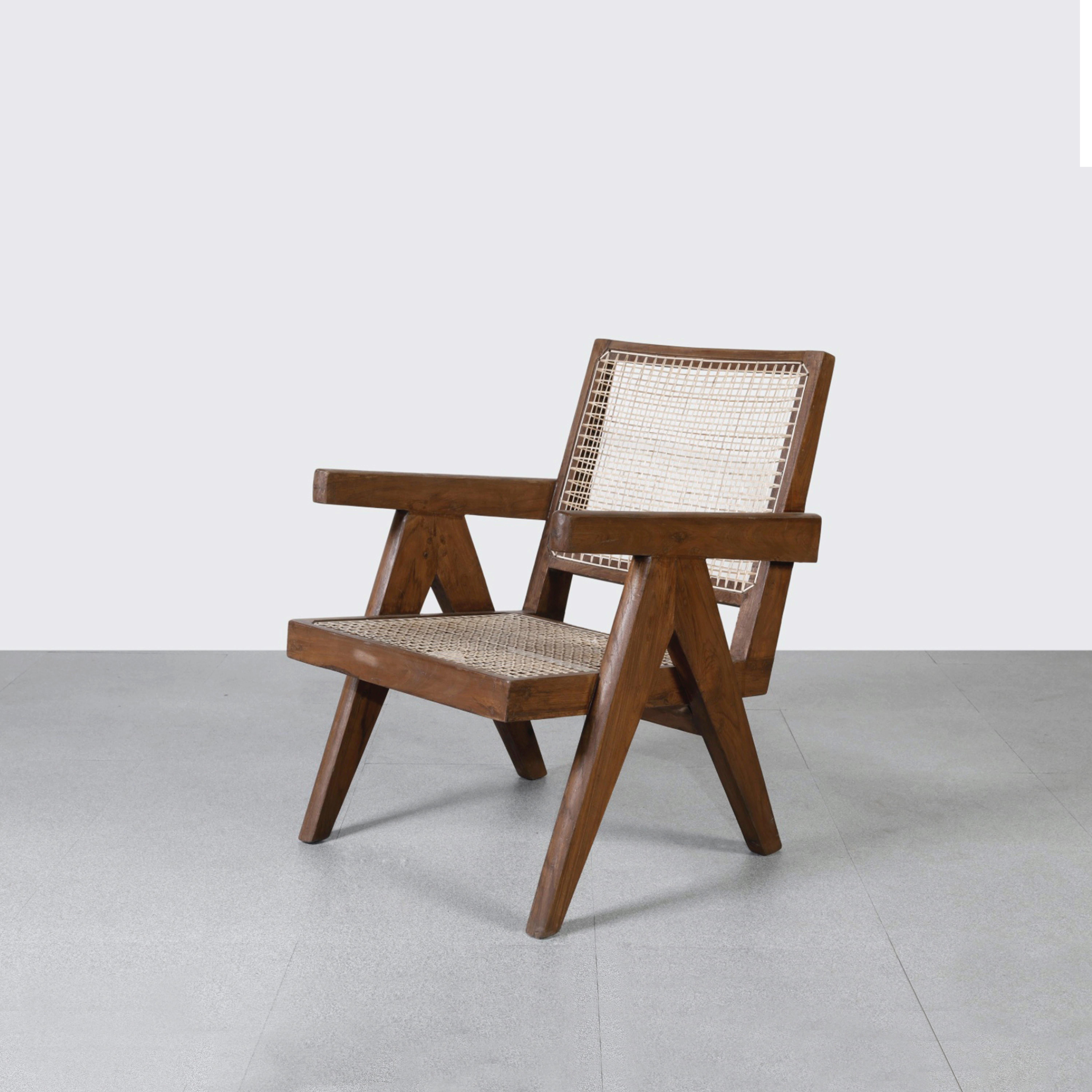 This chair is not only a fantastic piece, it’s a design statement. Finally, it’s one of the most famous of all easy chairs from Chandigarh. It is raw, simple and poetic, expressing a wonderful nonchalance. Its A-shape legs are characteristic for