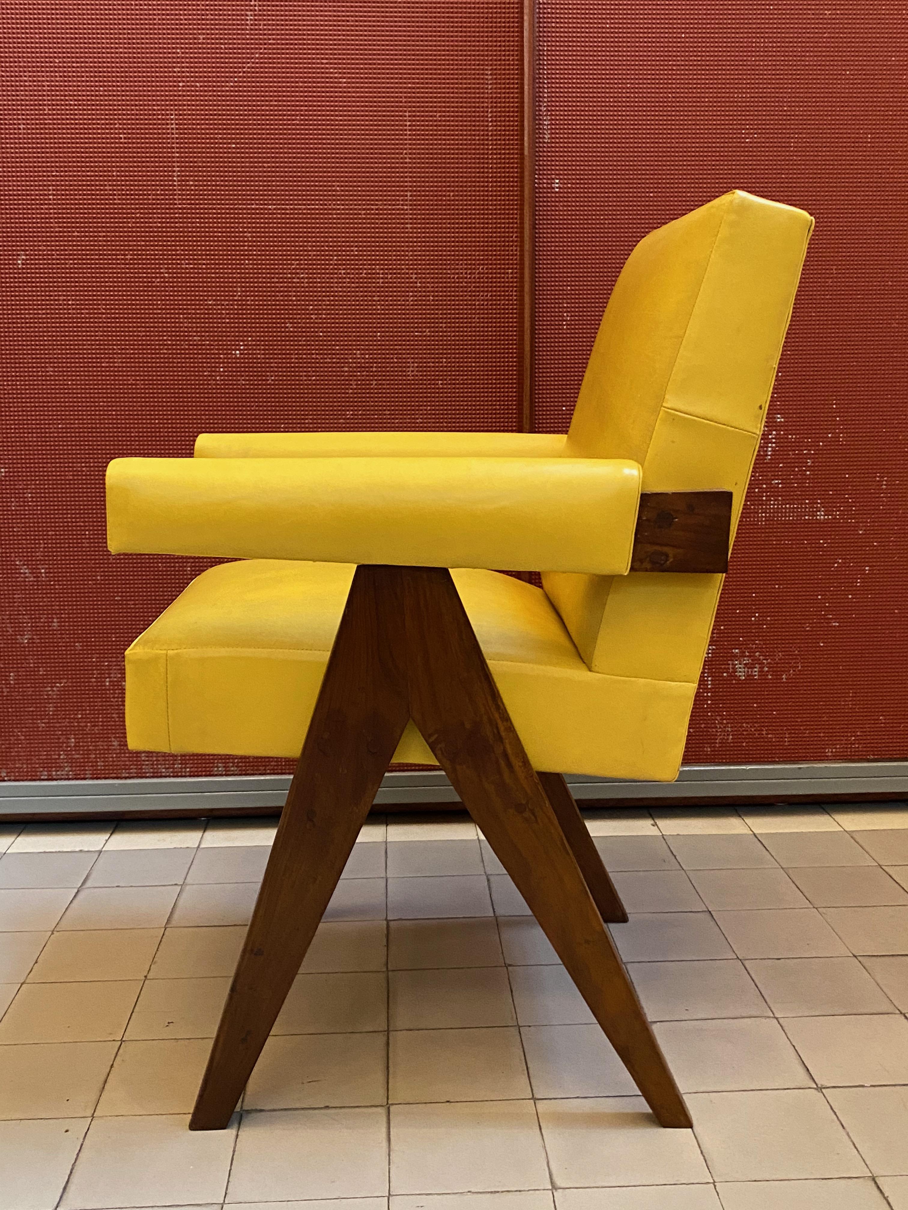 Pierre Jeanneret, PJ-SI-30-C, Sillón de comité, Chandigarh, hacia 1955 en venta 1