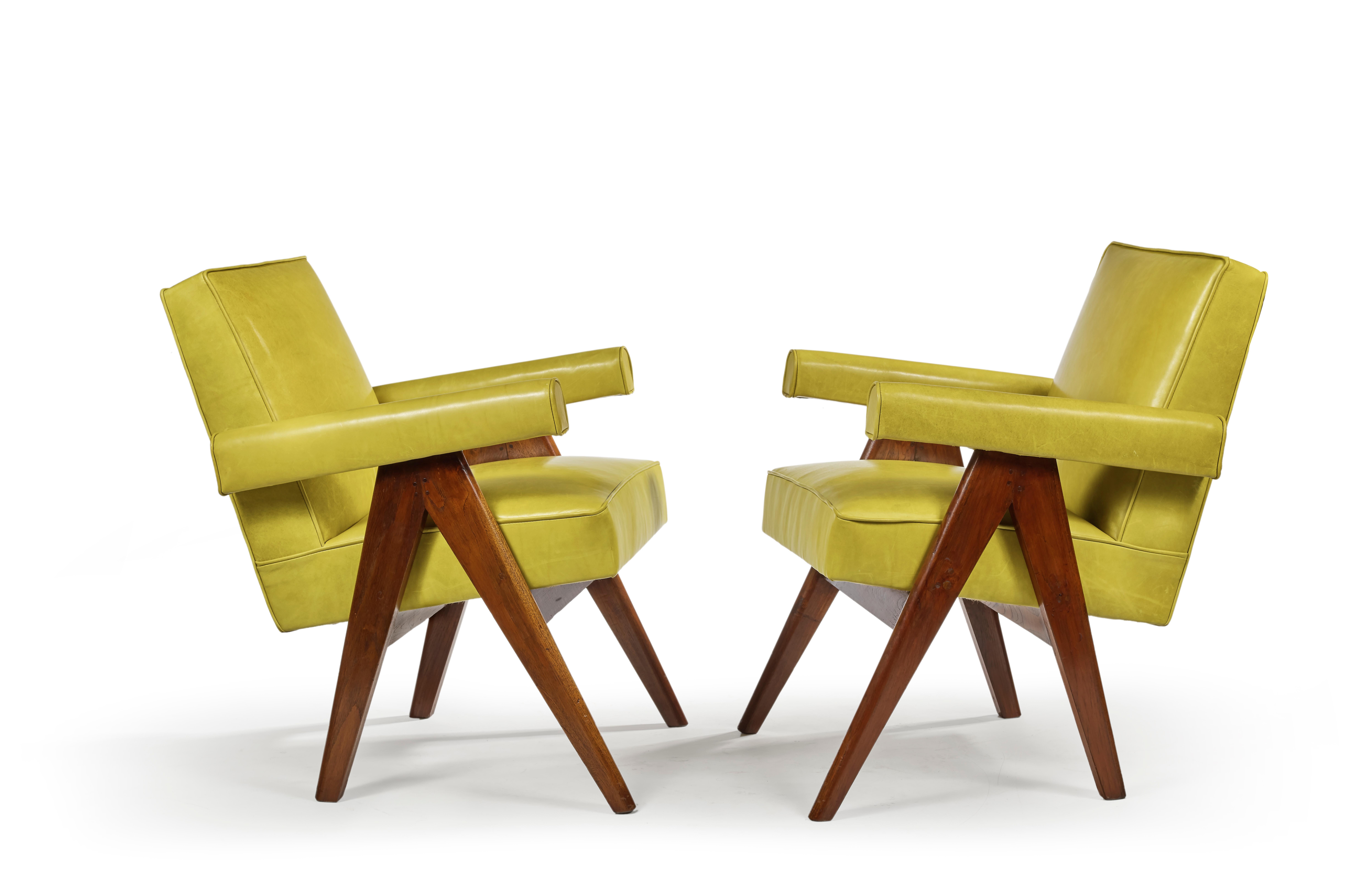 Pierre Jeanneret, PJ-SI-30-D, Committee Armchairs, A Pair, Chandigarh, C. 1955 In Good Condition In Paris, FR