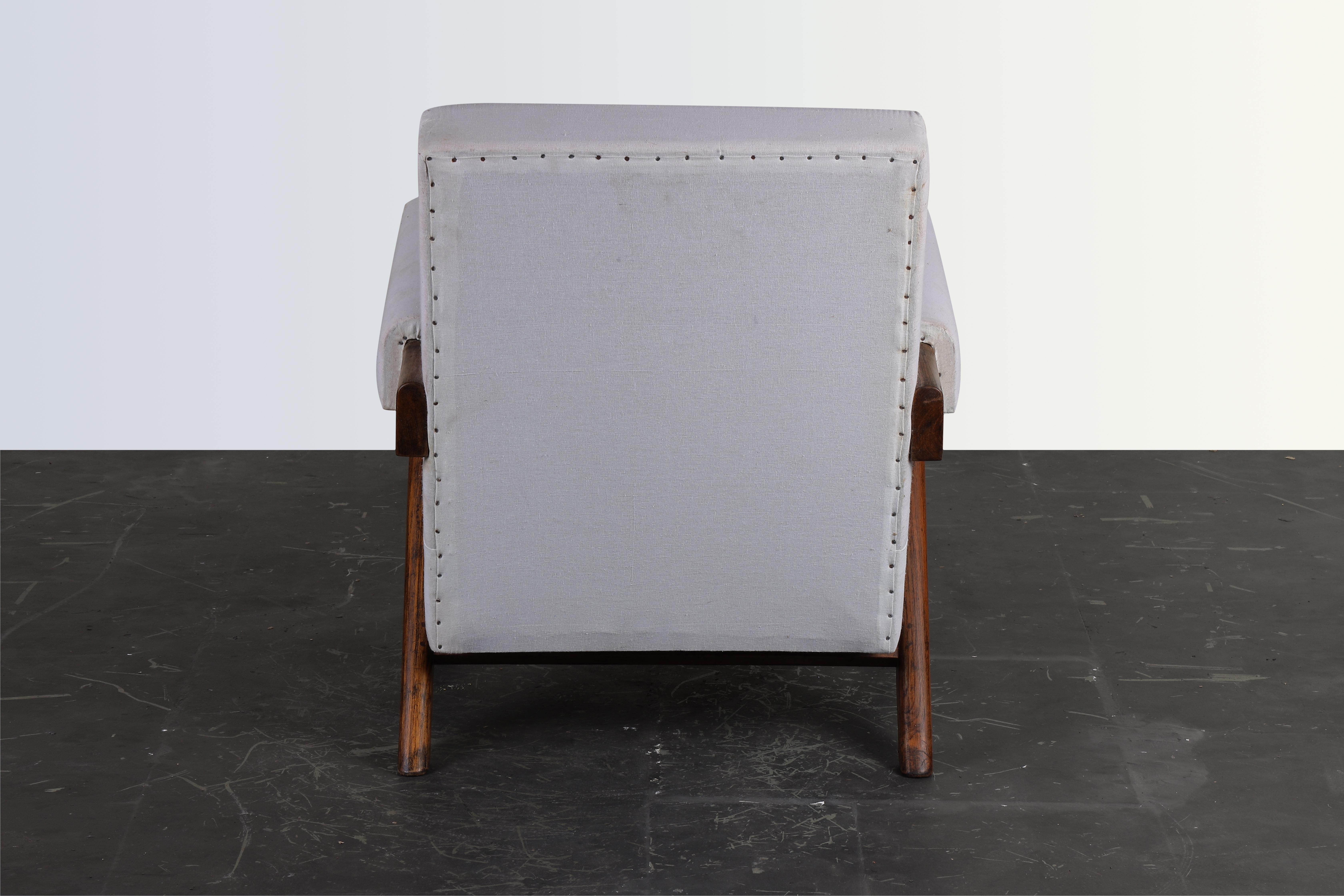 Pierre Jeanneret PJ-SI-32-A Sofá Silla / Auténtico Moderno de Mediados de Siglo Moderno de mediados de siglo en venta