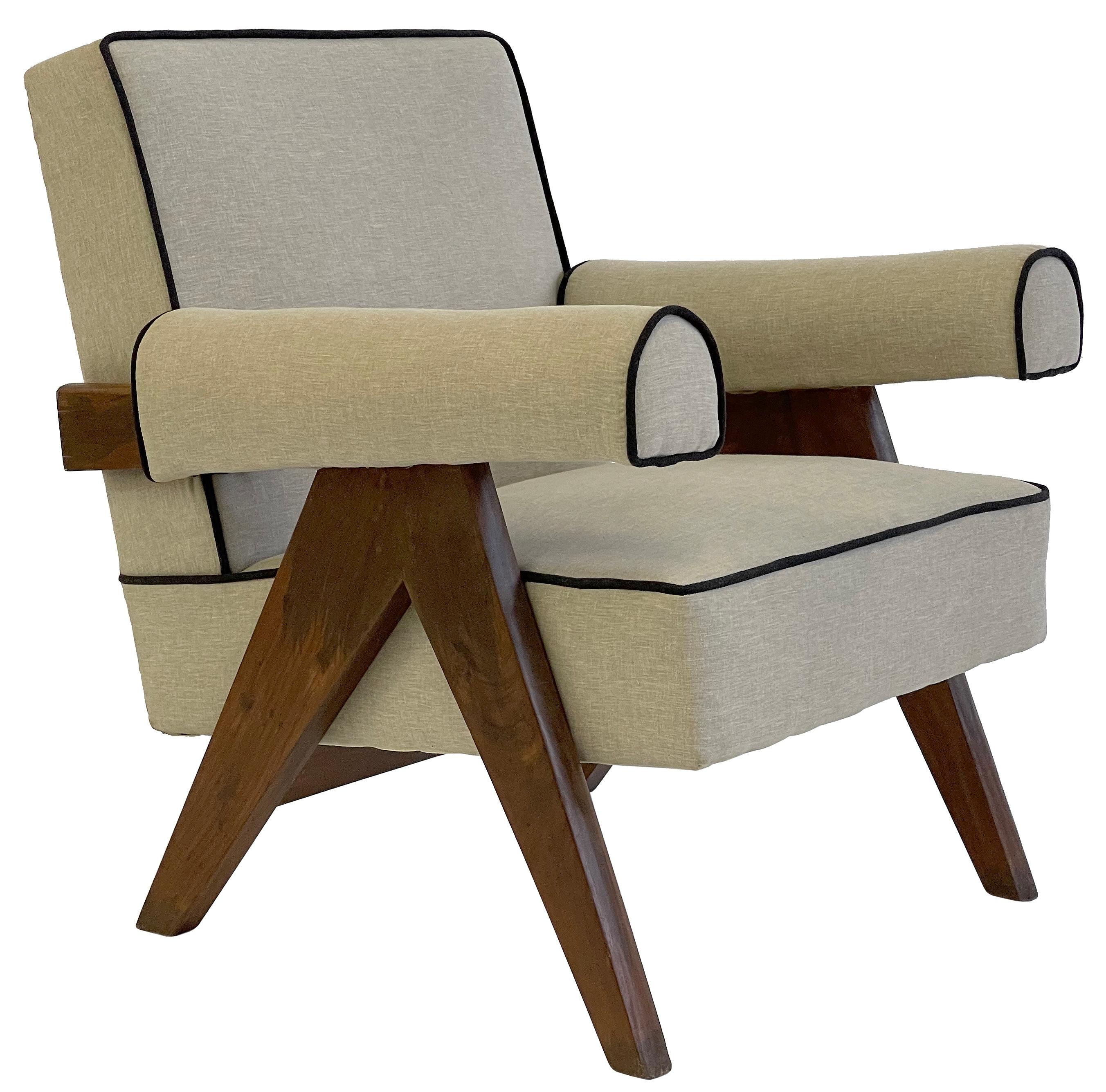 Pierre Jeanneret PJ-SI-32-A Upholstered Easy Armchair For Sale 3