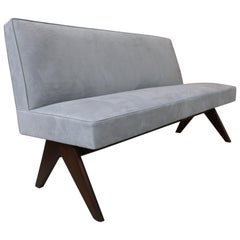 Pierre Jeanneret, PJ-SI-37-B, Panchina Pubblica