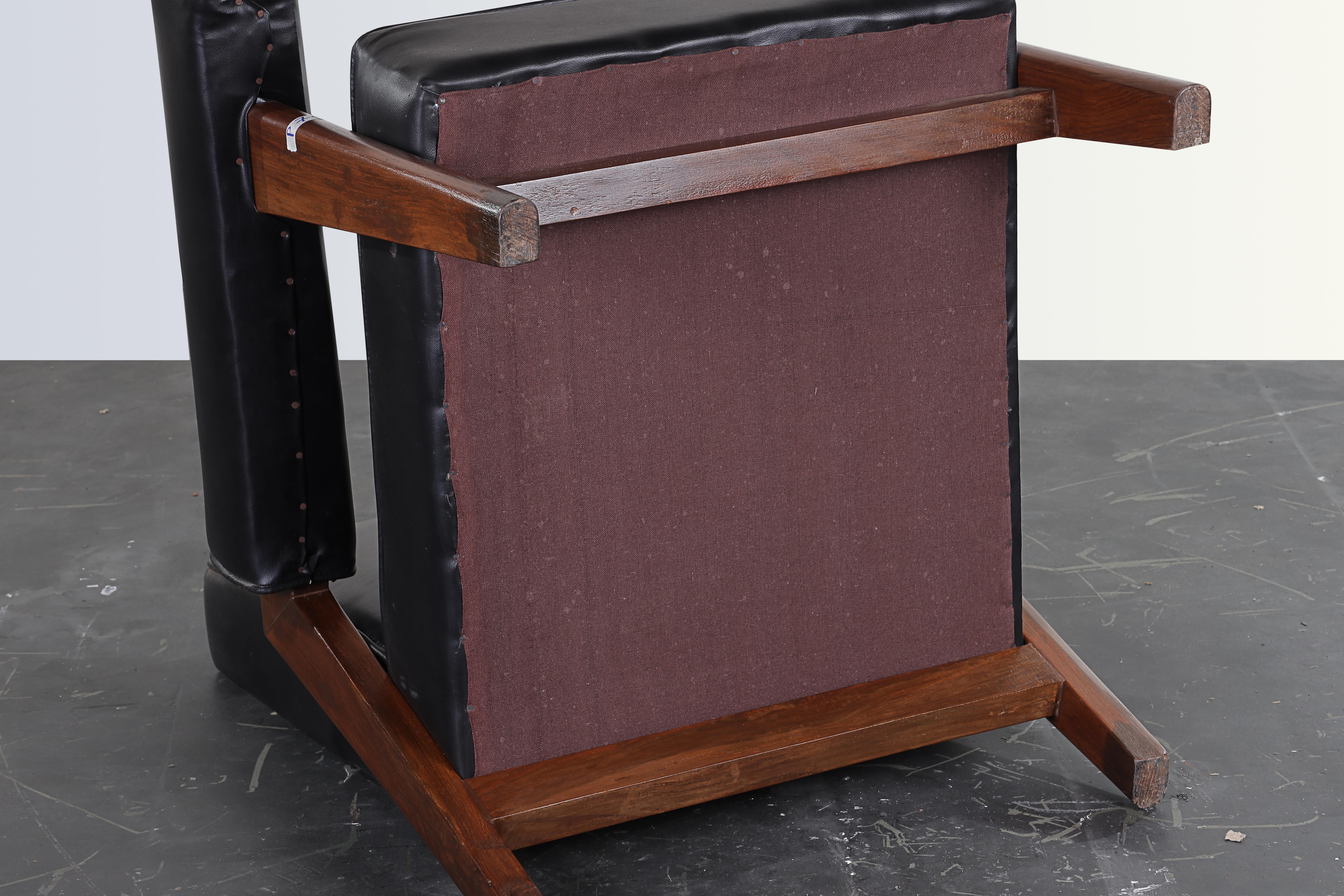 Pierre Jeanneret PJ-SI-42-A Bridge Chair / Authentic Mid-Century Modern For Sale 4