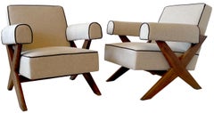 Pierre Jeanneret PJ-SI-48-A gepolsterte Sessel aus Teakholz