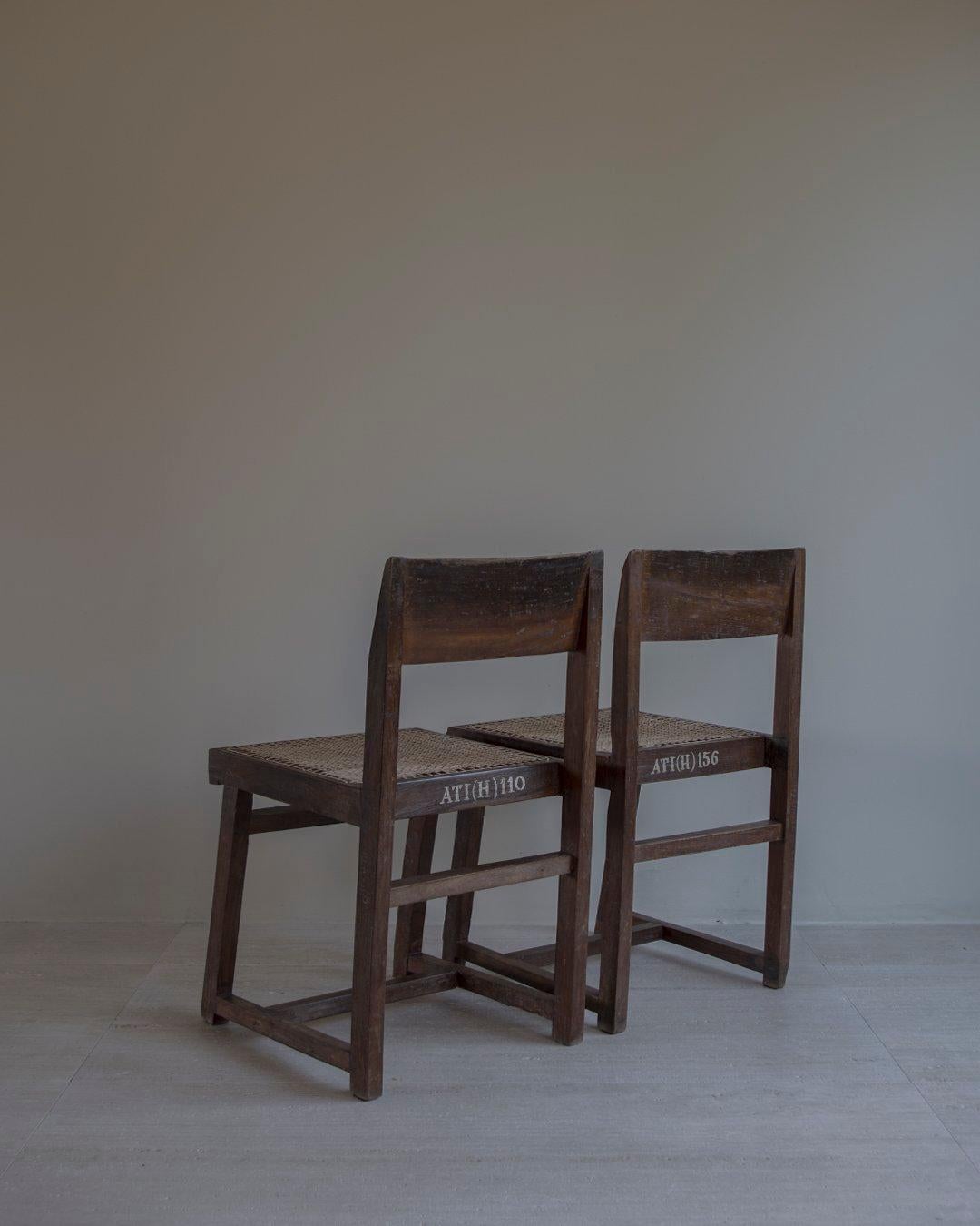 (A set of 4 available / price per piece) authentic PJ-SI-54-A box chairs by Pierre Jeanneret - Sometimes named the PJ-010204 teak chair.

Overall good condition, amazing patina and all chairs have numbered marks, one of the pieces has metal