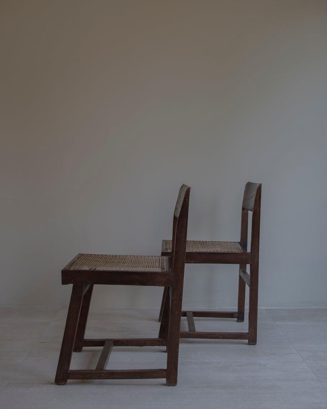 Hand-Crafted Pierre Jeanneret PJ-SI-54-A Box Chairs Authentic Mid-Century Modern, Chandigarh For Sale