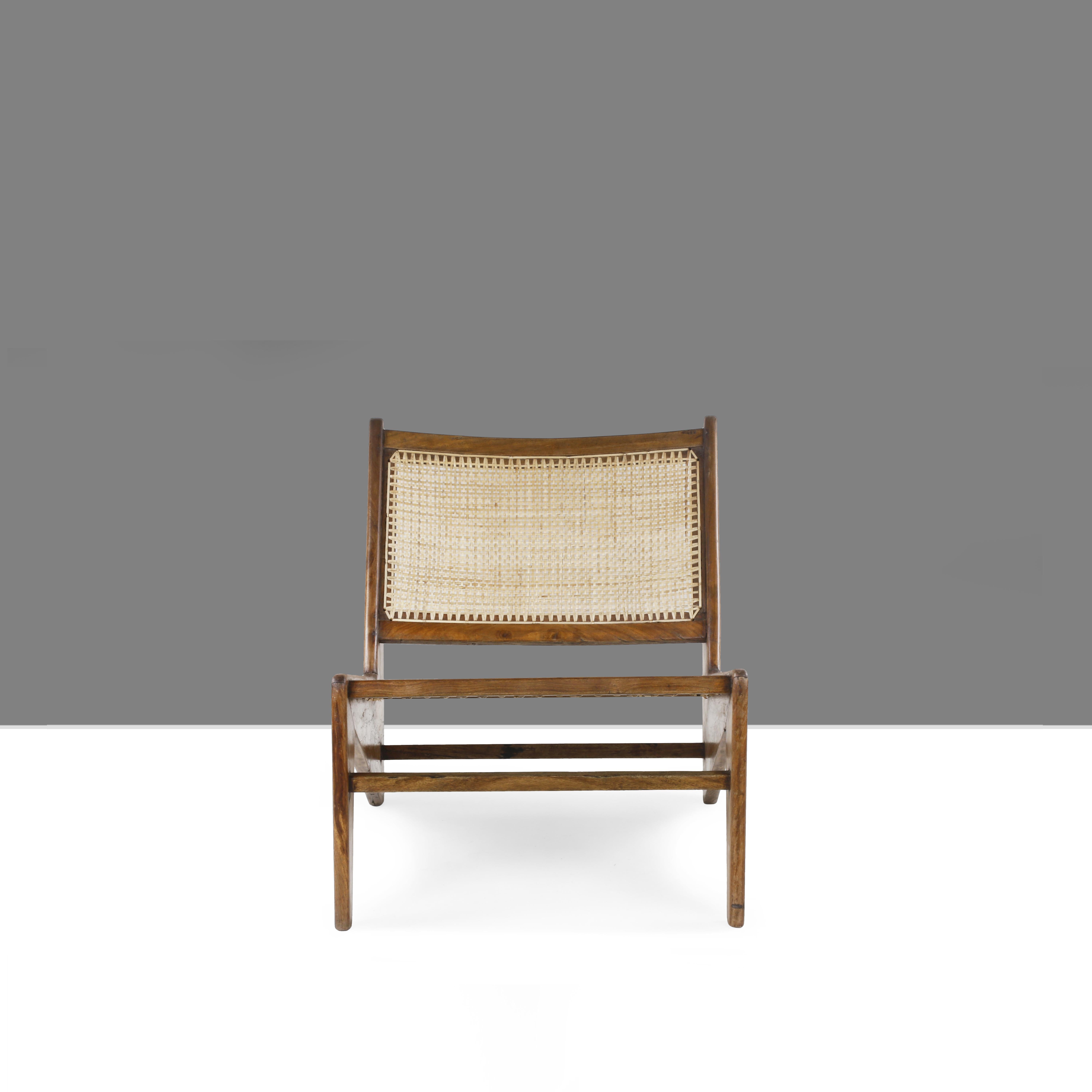 Milieu du XXe siècle Pierre Jeanneret PJ-SI-59-A Paire de chaises Kangourou/Authentique milieu de siècle en vente