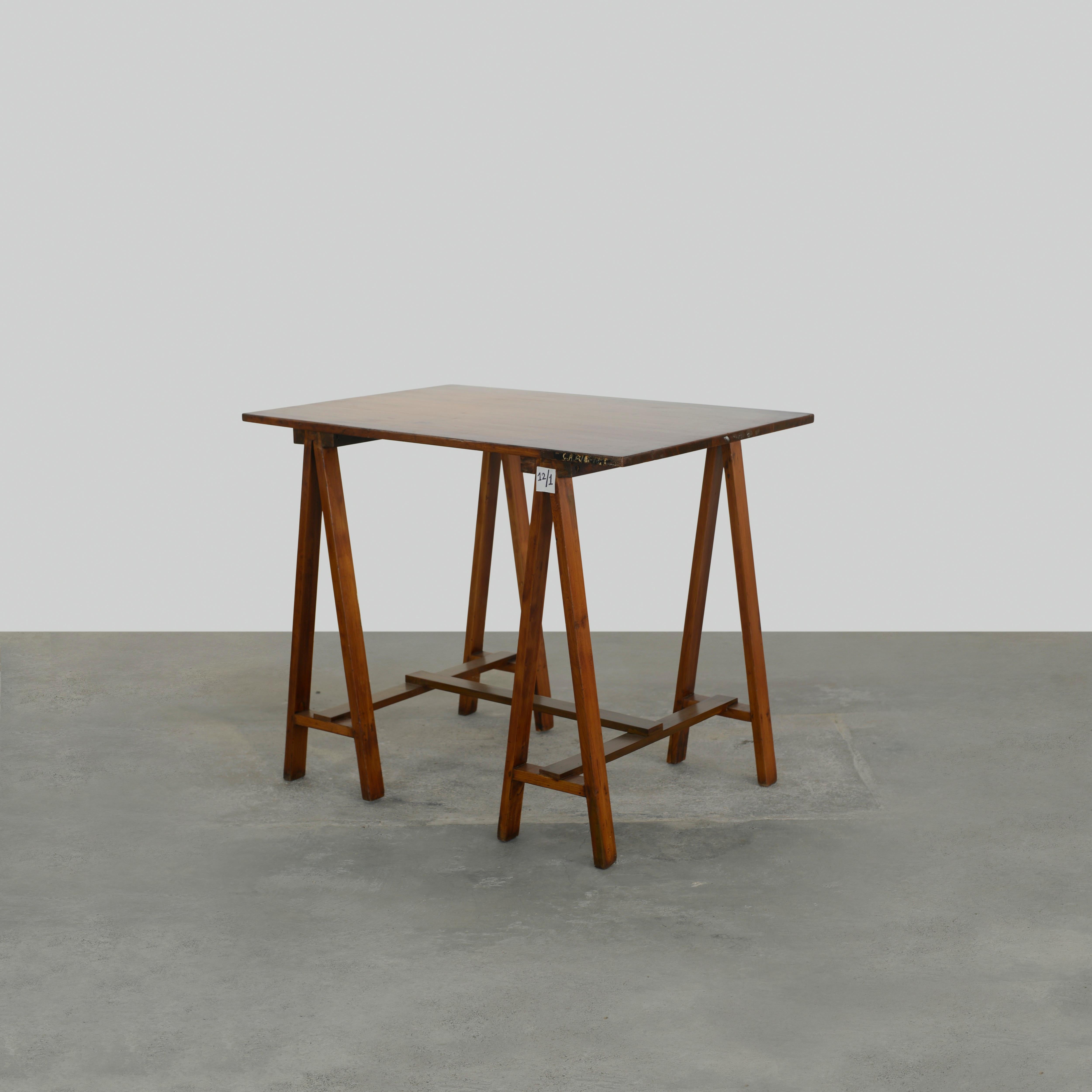 Pierre Jeanneret PJ-TAT-05-A Architektentisch / Authentischer Mid-Century Modern-Tisch (Moderne der Mitte des Jahrhunderts) im Angebot