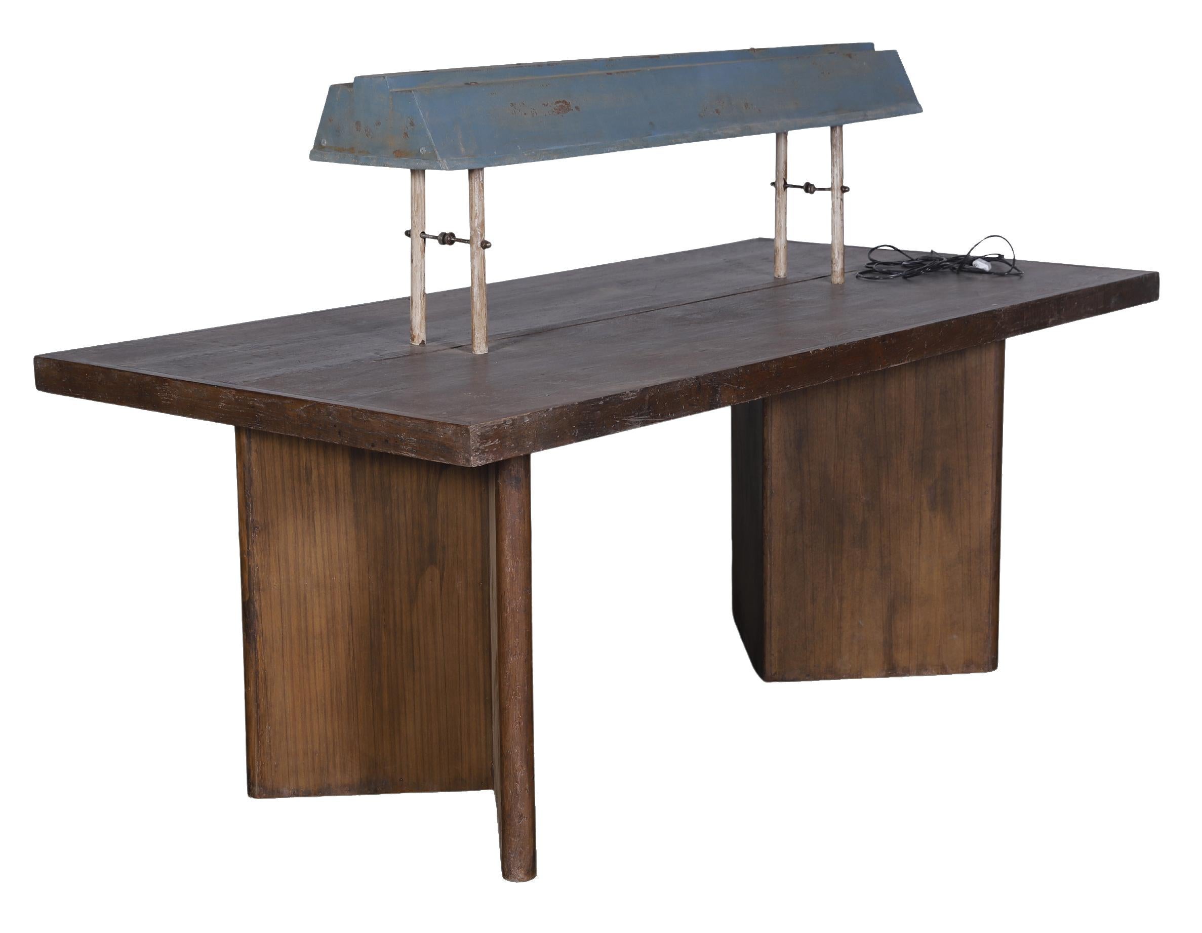 Pierre Jeanneret PJ-TAT-10-A Library or Reading Table for the Chandigarh Project (Indisch) im Angebot