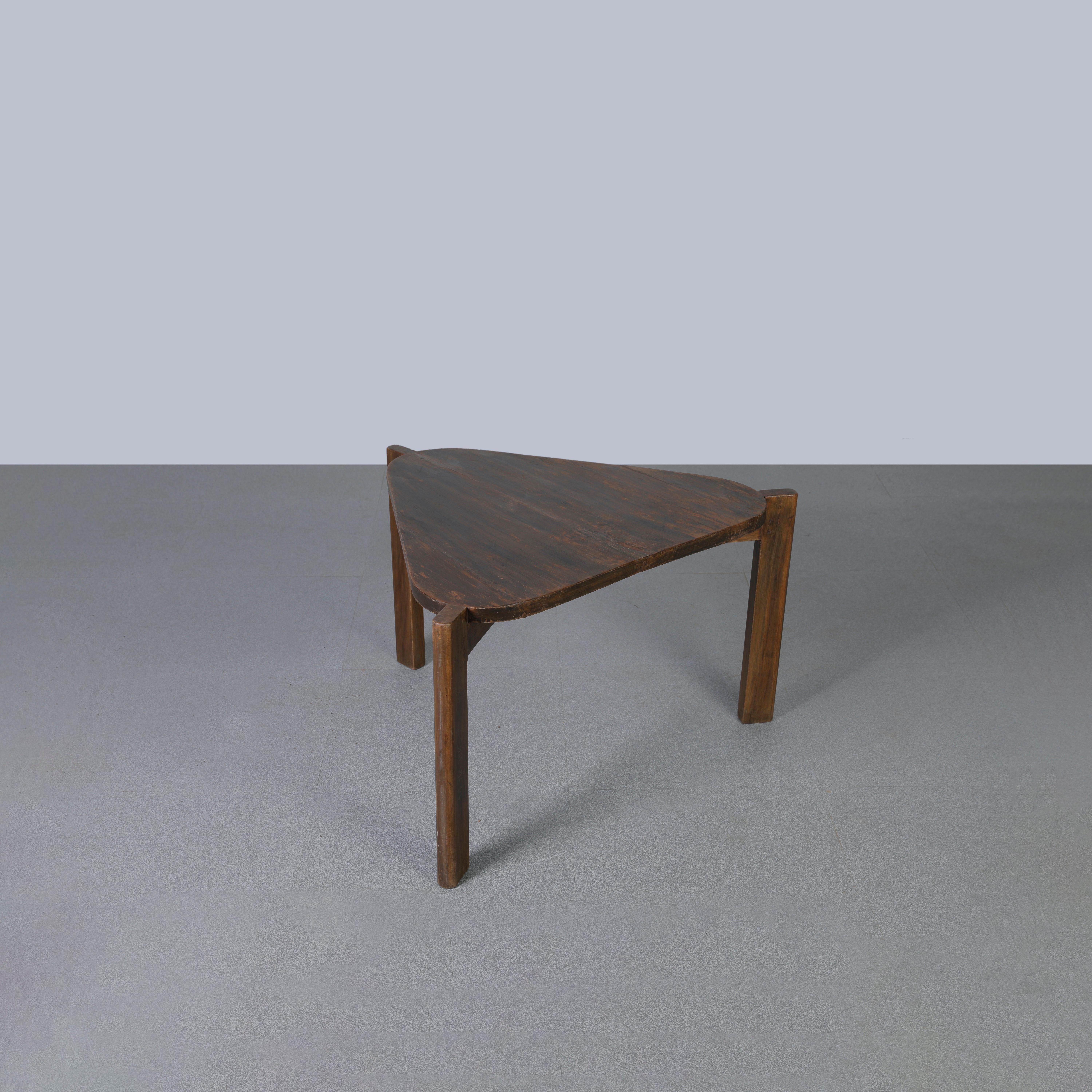 Indian Pierre Jeanneret PJ-TB-03-C Triangular Side Table / Authentic Mid-Century Modern For Sale