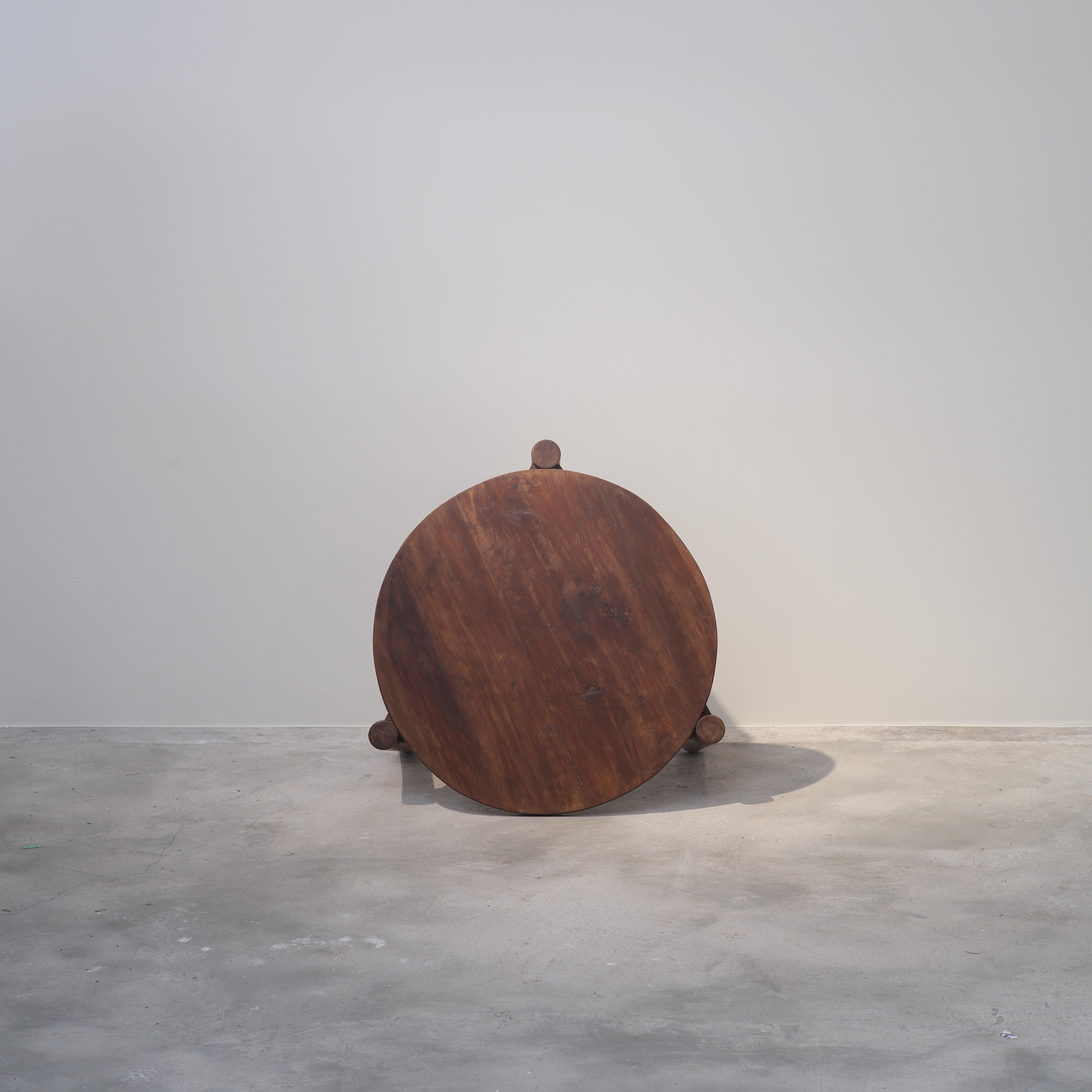Pierre Jeanneret PJ-TB-04-A Round Low Table / Authentic Mid-Century Modern In Good Condition For Sale In Zürich, CH