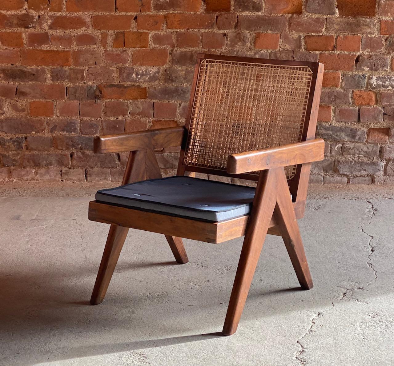 Pierre Jeanneret Palisander Sessel:: Modell PJ-SI-29-A:: um 1955 (Gehstock)